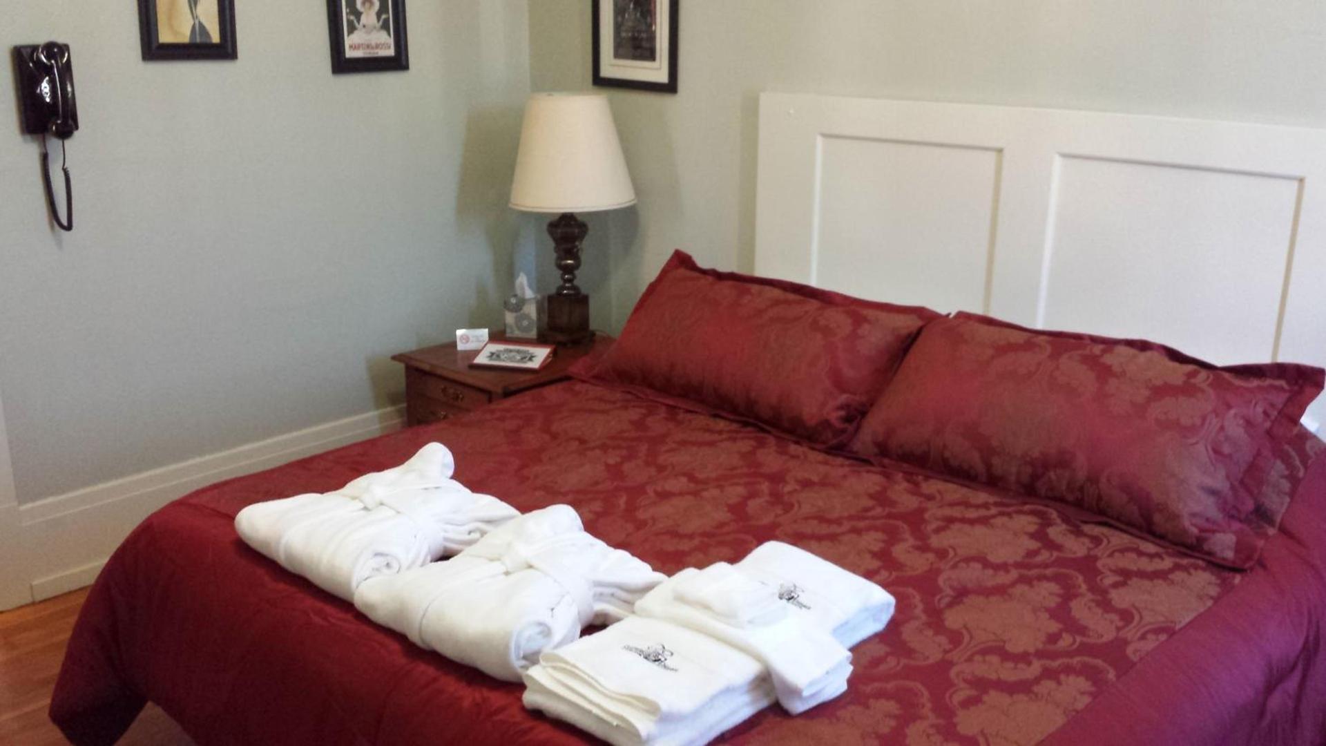The Peak at Centralia Square - Self Check-In Hotel photo 36