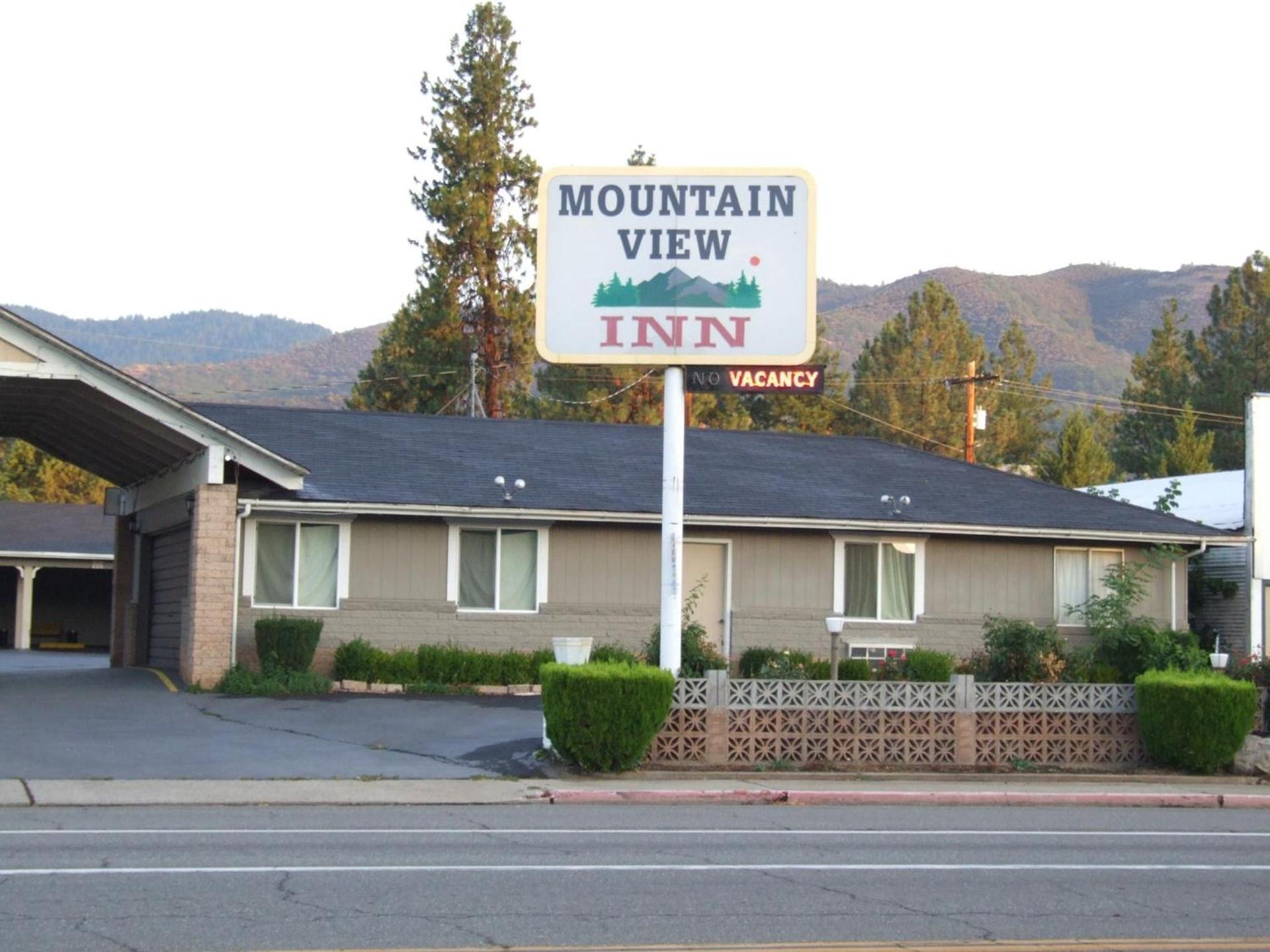 Mountain View Inn Yreka CA photo 13