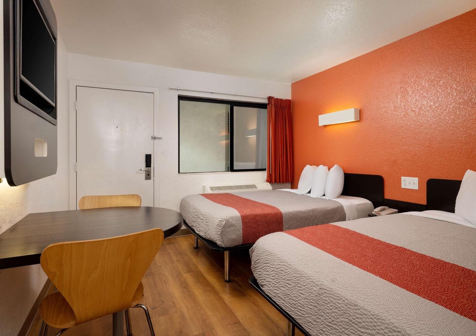 Motel 6-Camarillo, CA photo 18
