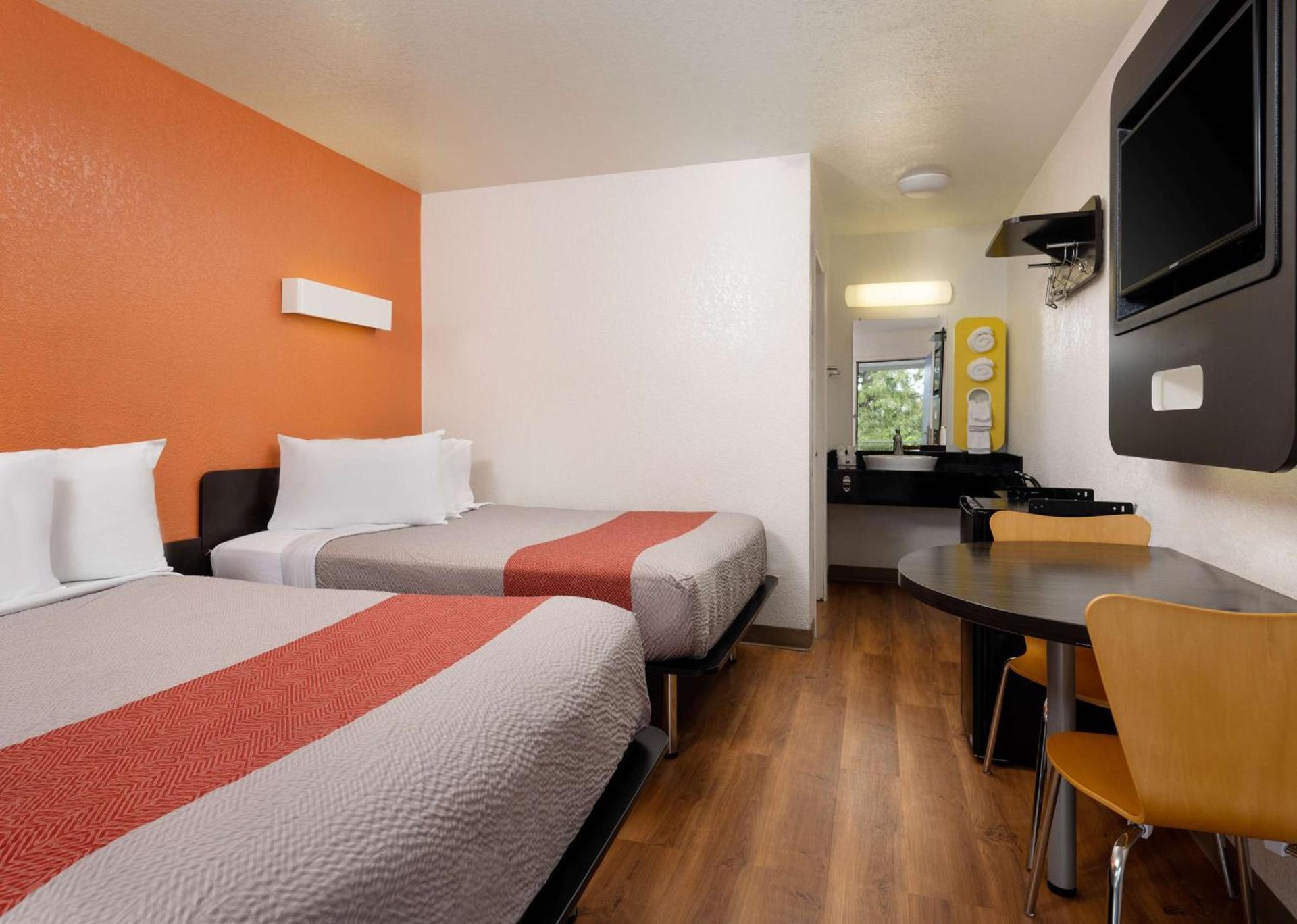 Motel 6-Camarillo, CA photo 19