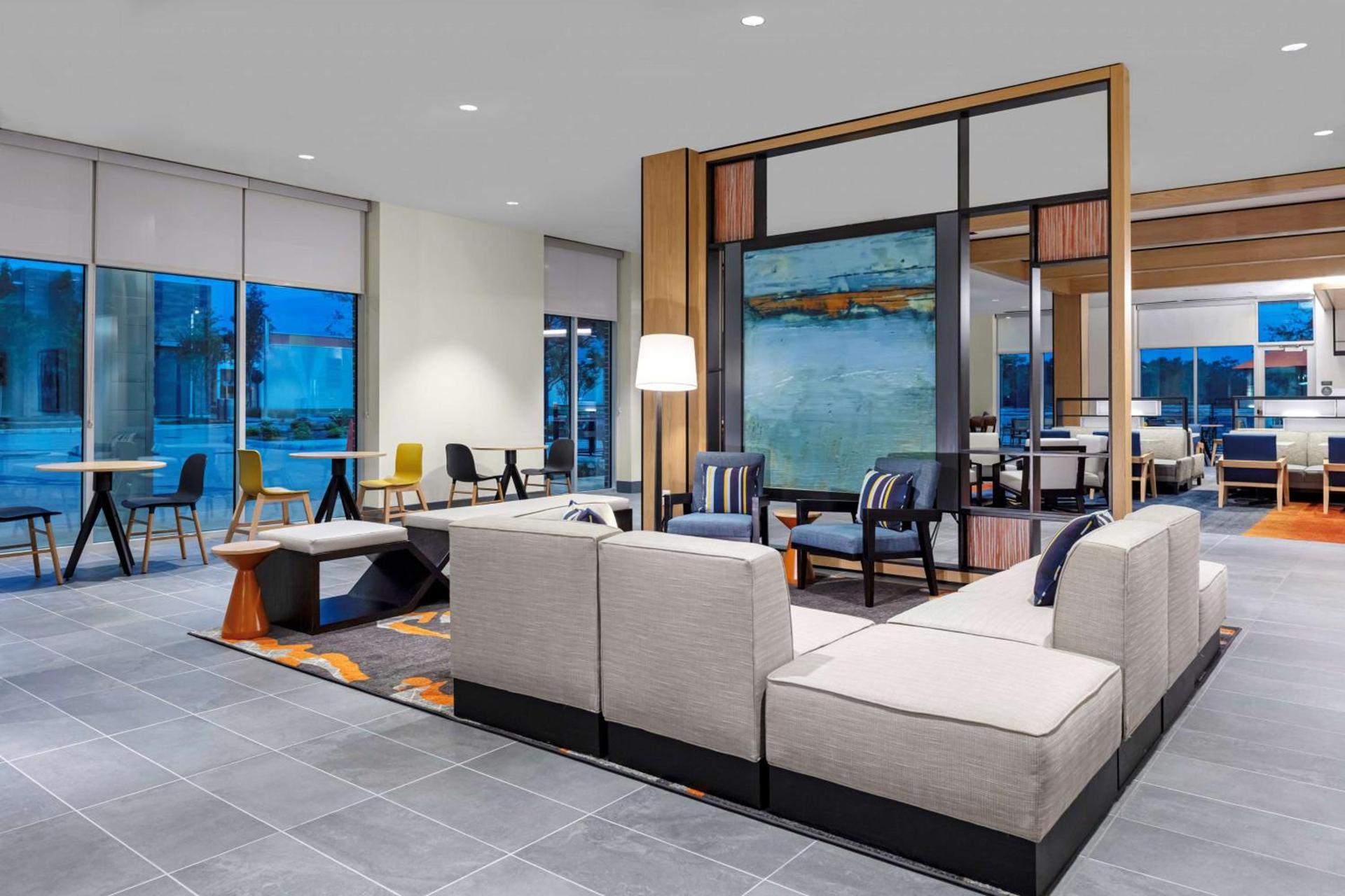 Hyatt House The Woodlands-Shenandoah photo 8