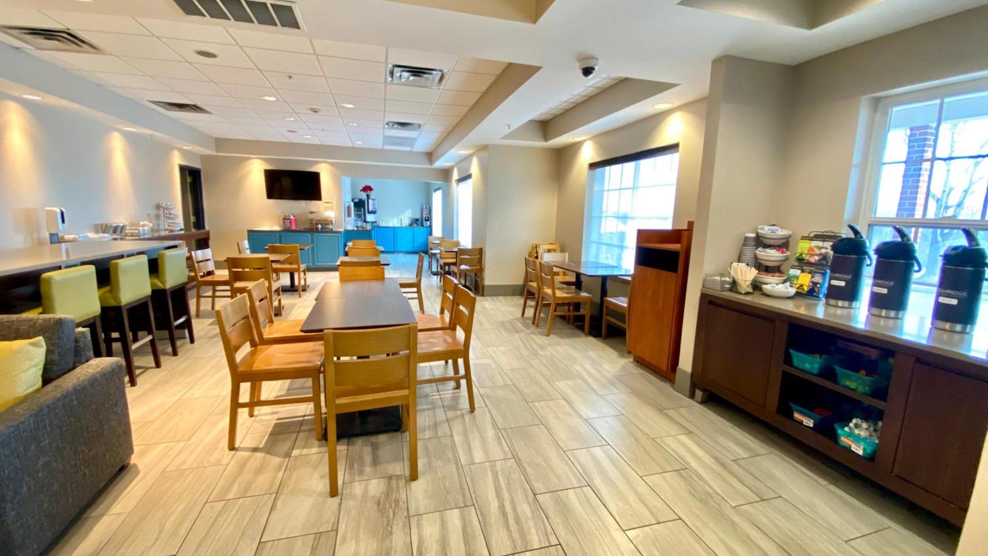 Country Inn & Suites by Radisson, Bel Air-Aberdeen, MD photo 18