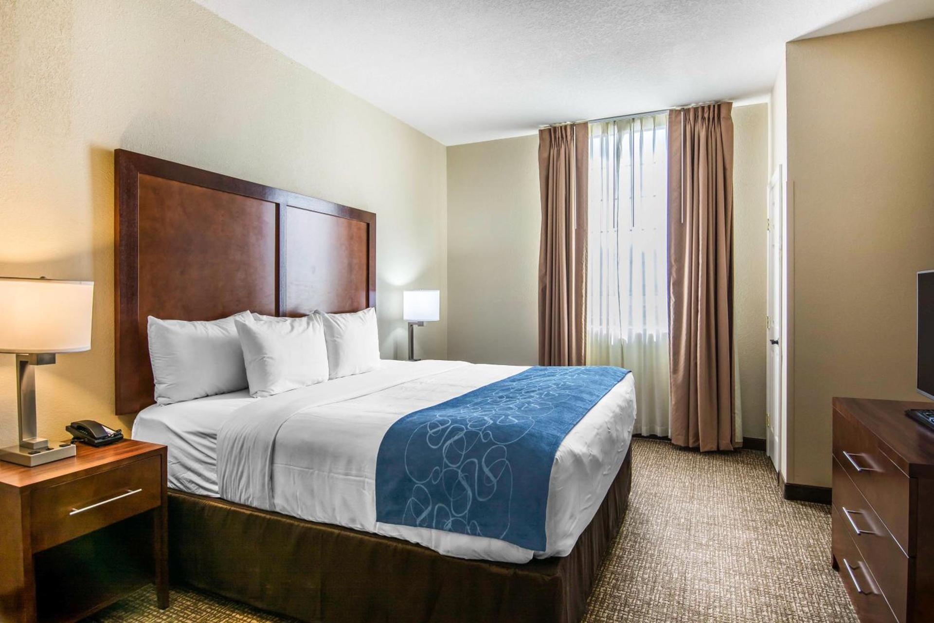 Comfort Suites Fredericksburg South photo 36