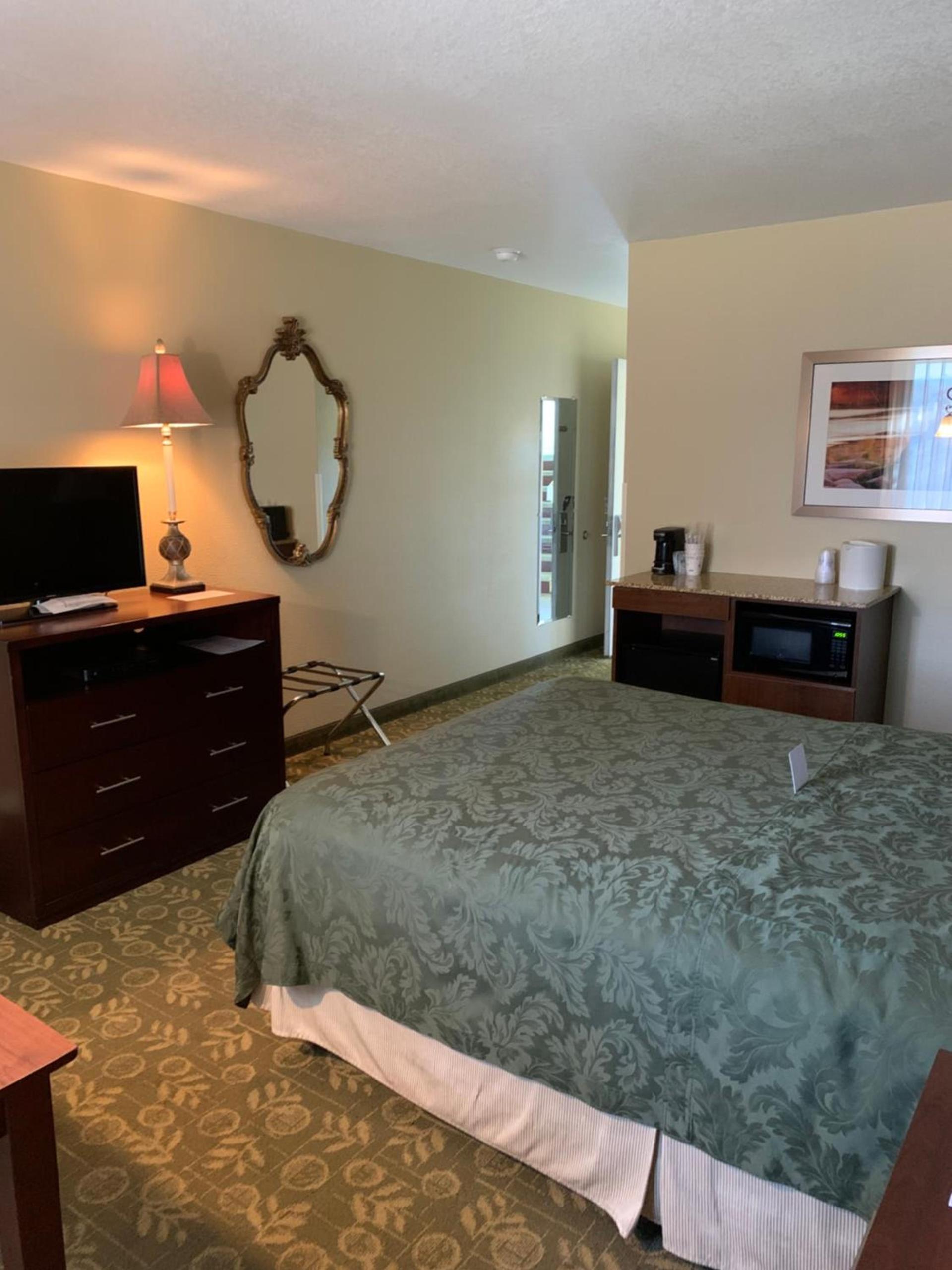 Best Western Salbasgeon Inn & Suites photo 50