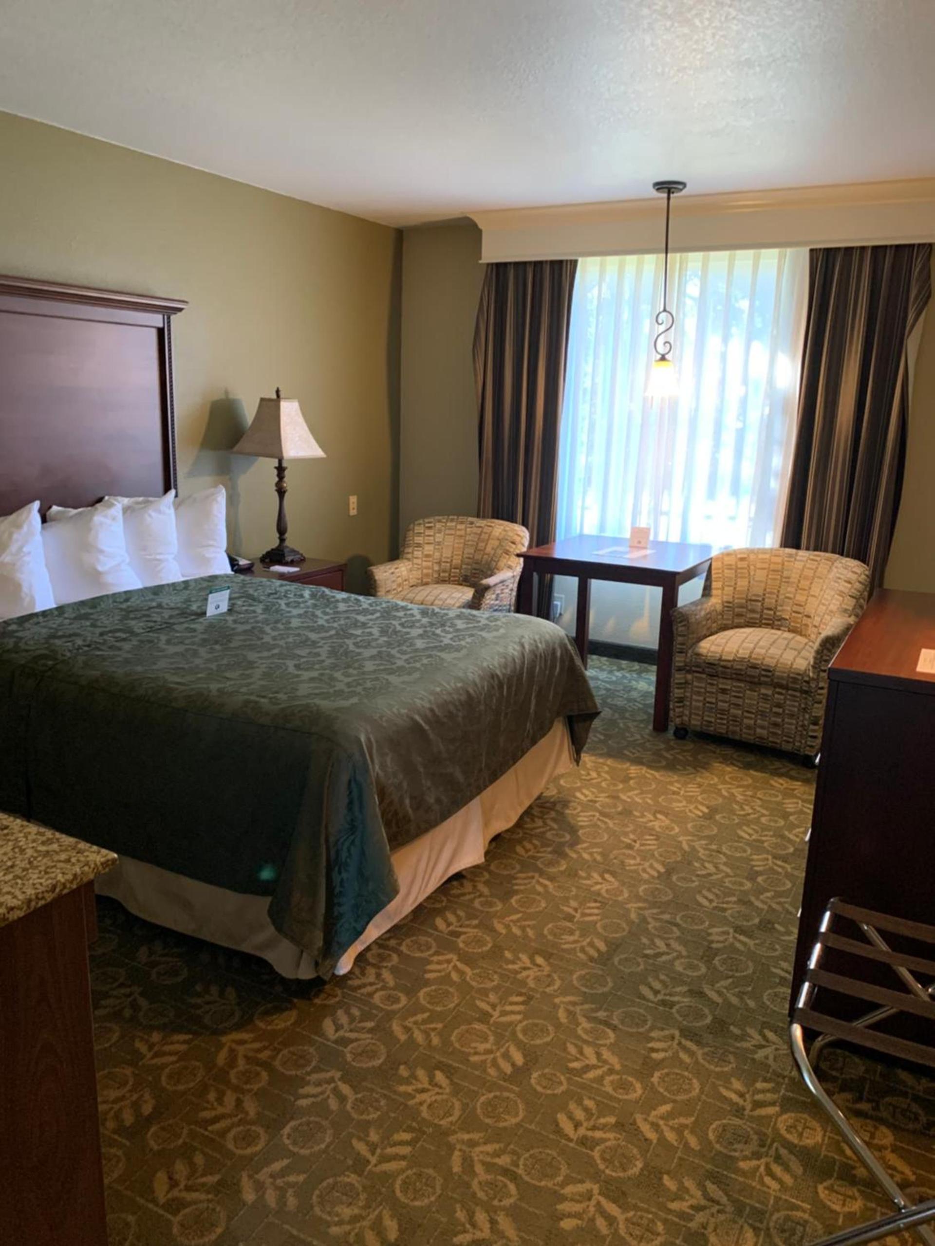 Best Western Salbasgeon Inn & Suites photo 49