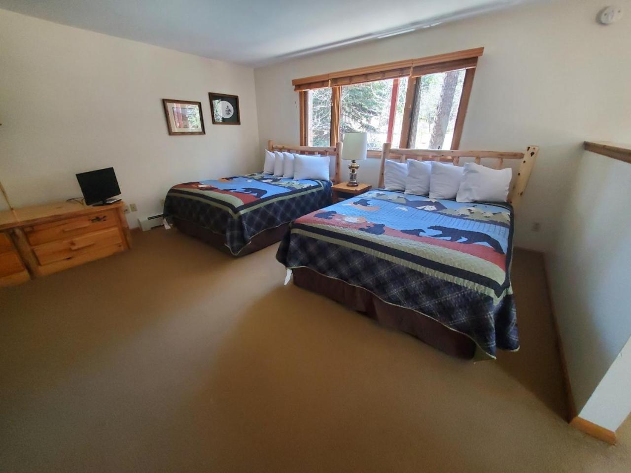 Swiftcurrent Lodge photo 53