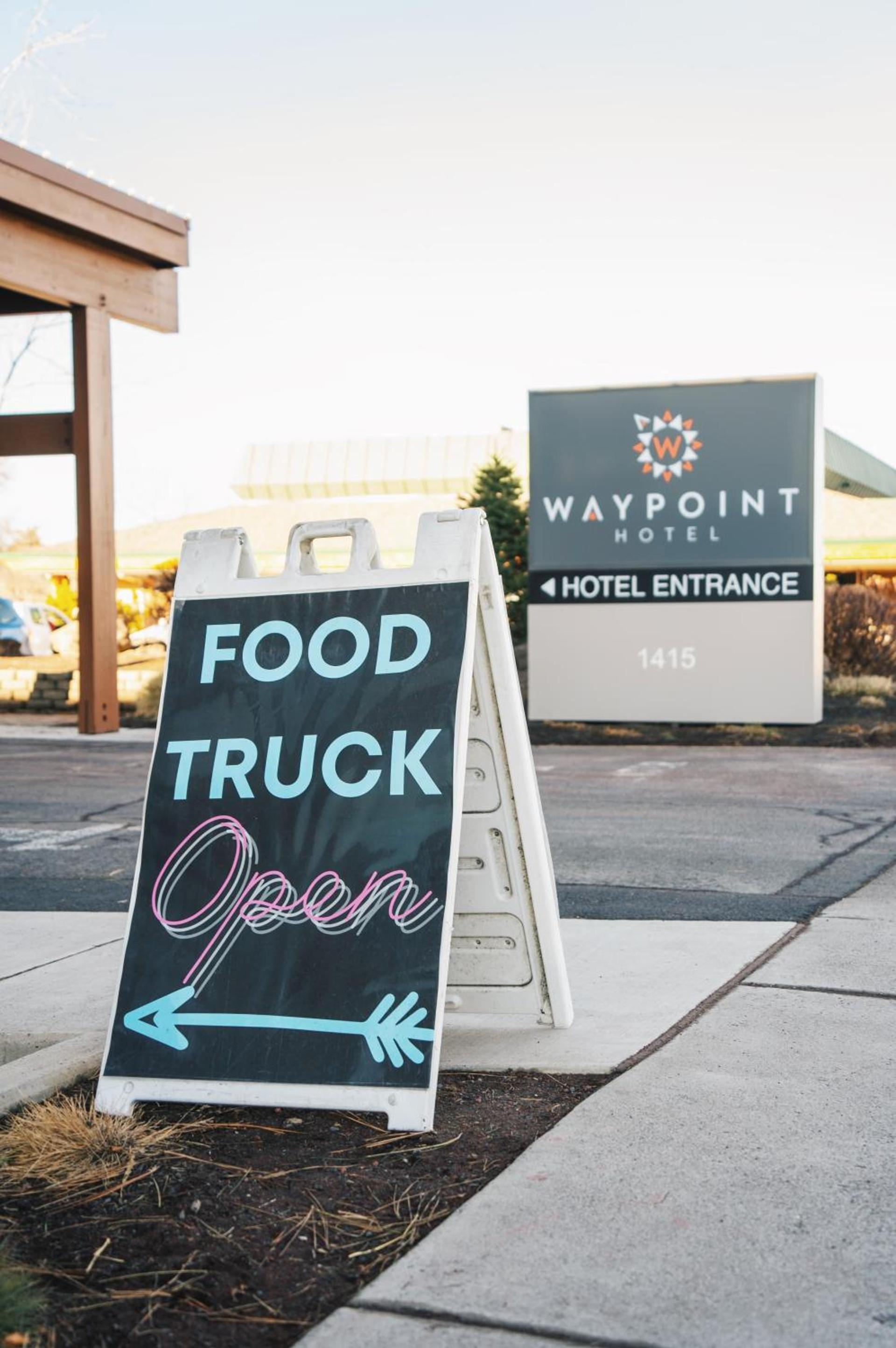 Waypoint Hotel photo 44
