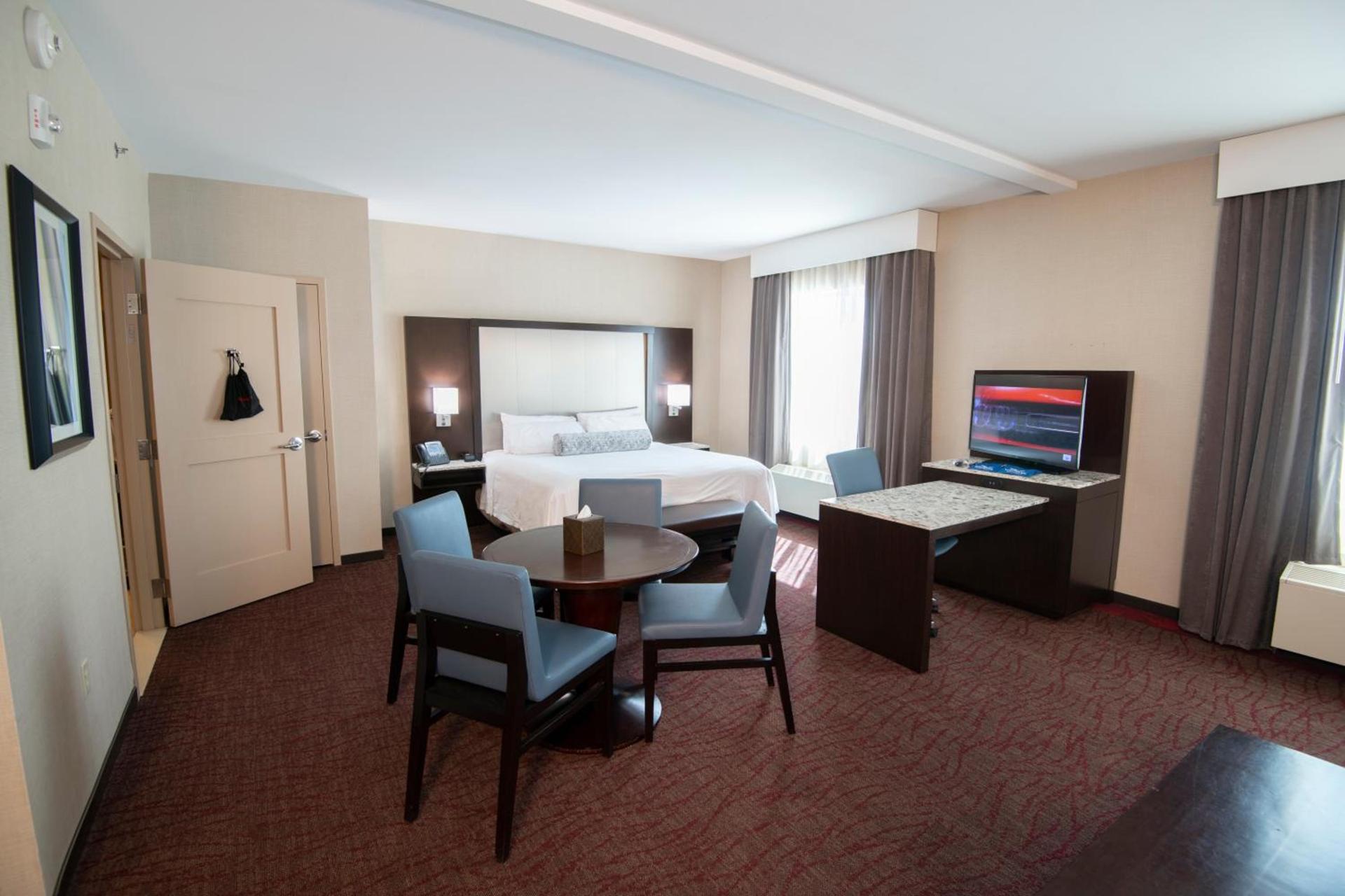 Win-River Resort and Casino photo 42