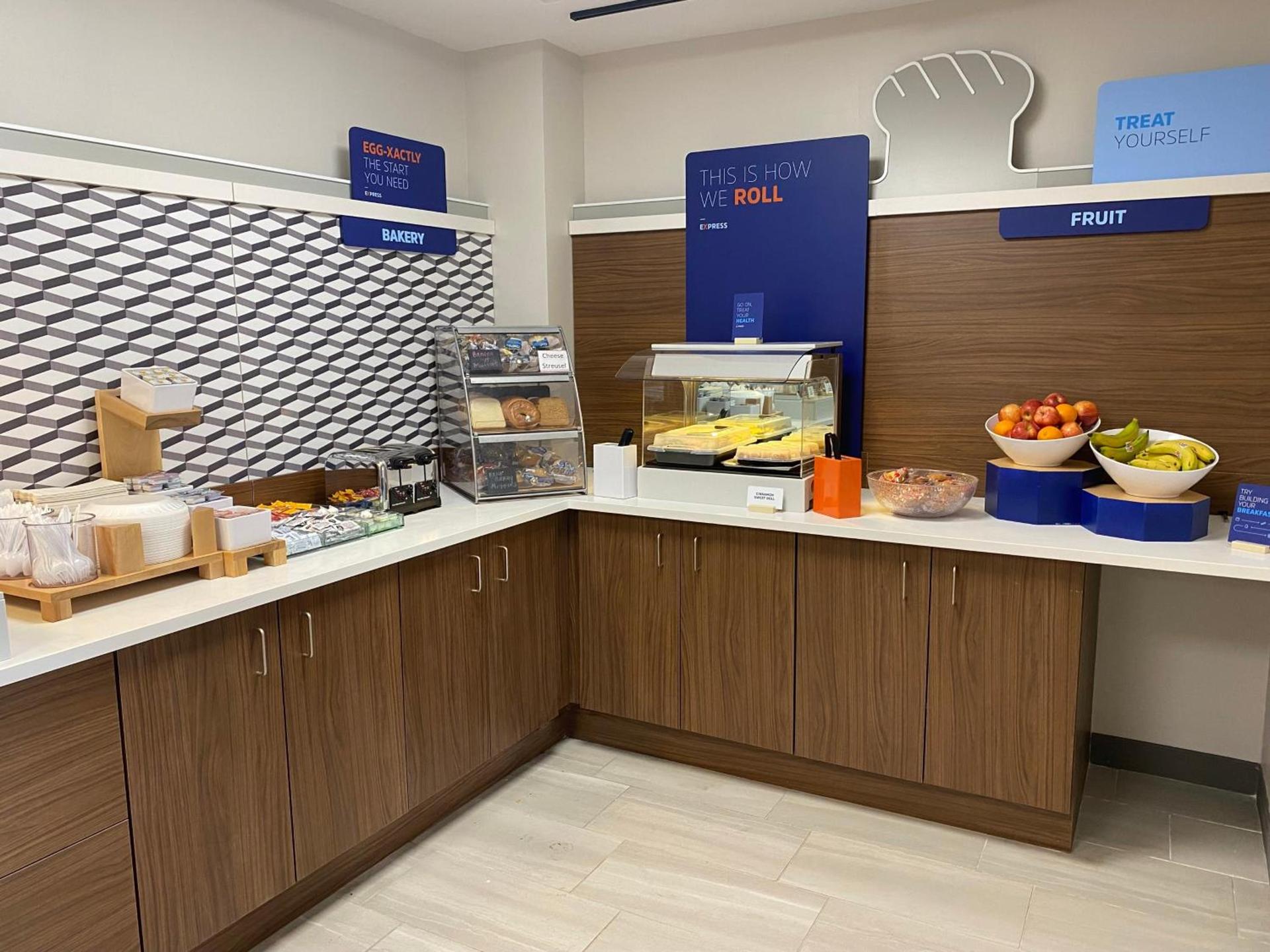 Holiday Inn Express Plymouth by IHG photo 49