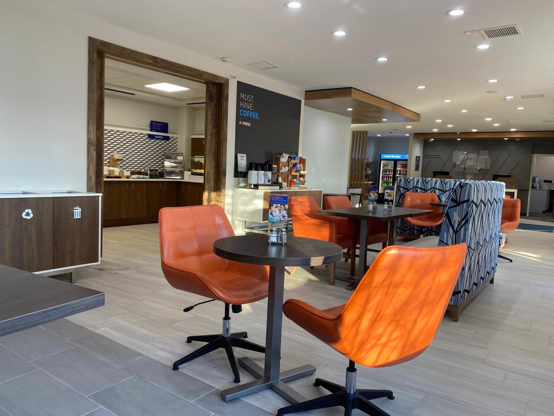 Holiday Inn Express Plymouth by IHG photo 21