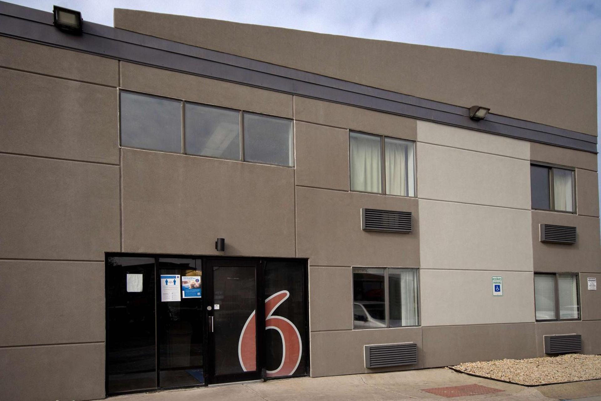 Studio 6 Merrillville IN photo 9