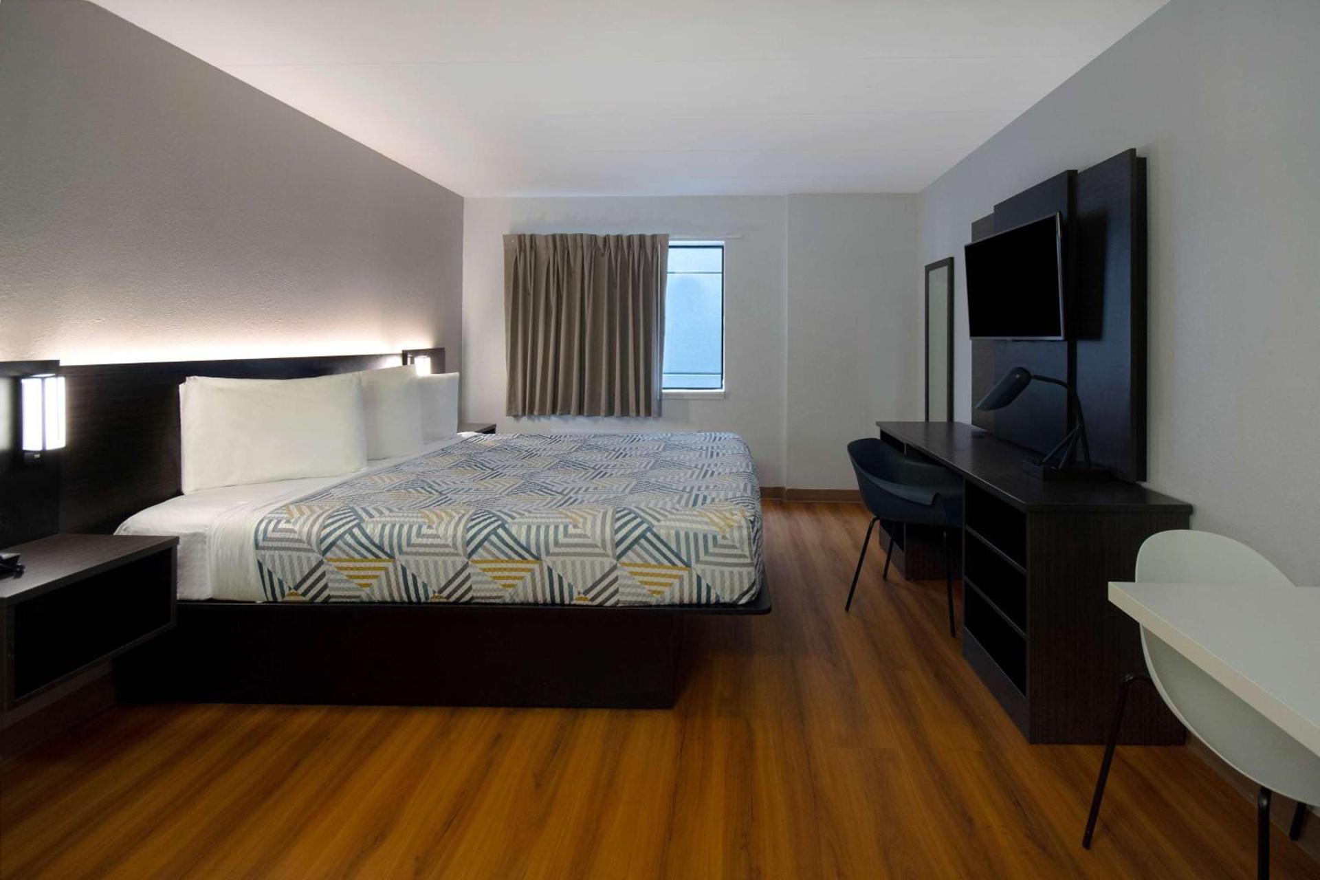 Studio 6 Merrillville IN photo 16
