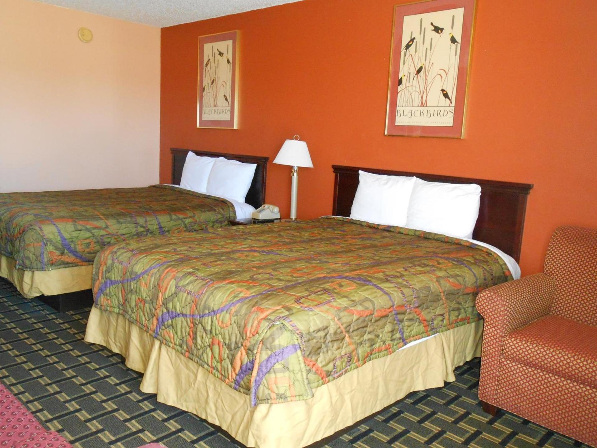 Budget Inn and Suites Siloam Springs photo 8