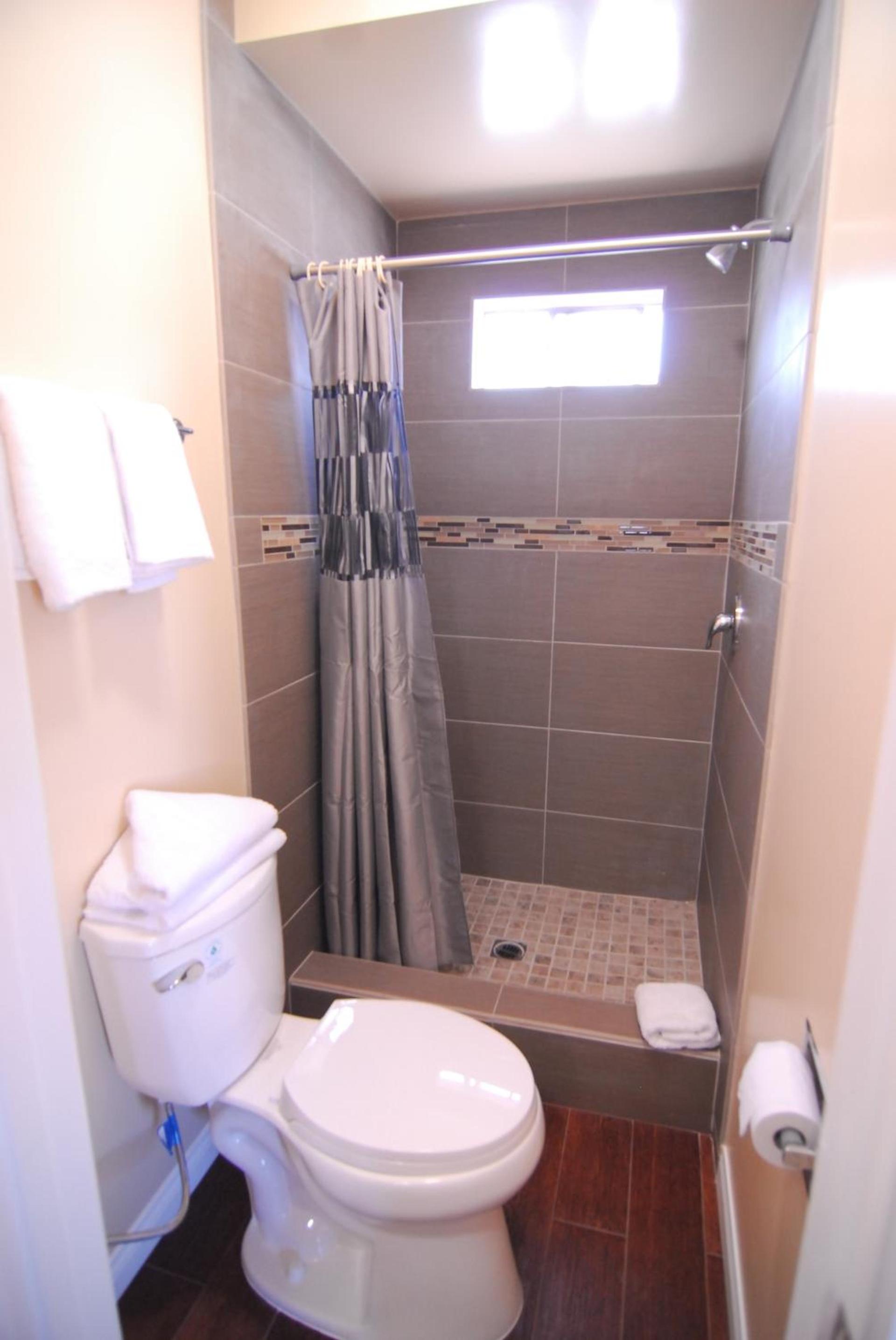 Studio City Inn - Near Universal Studios Hollywood photo 14