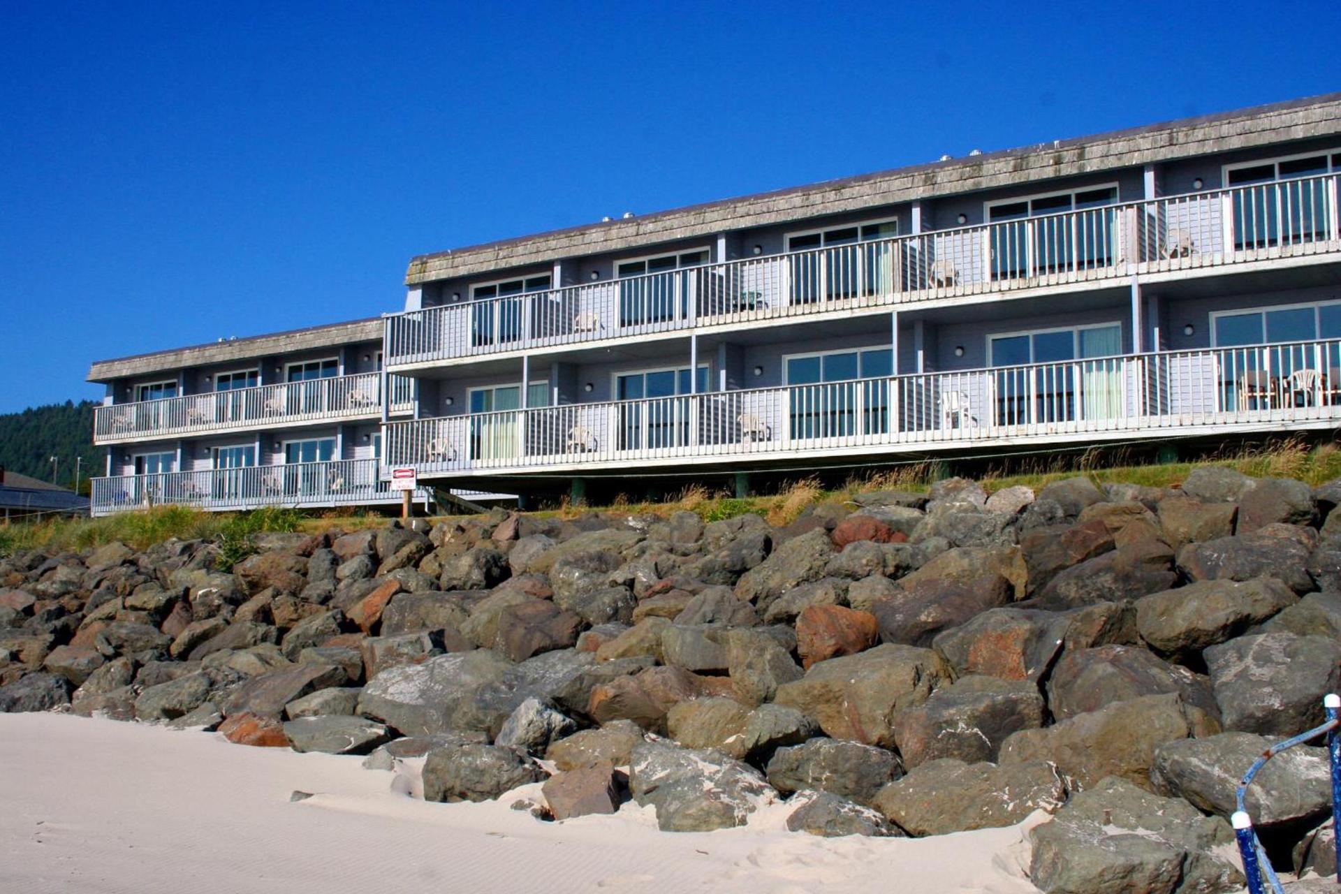 Surfside Resort photo 24
