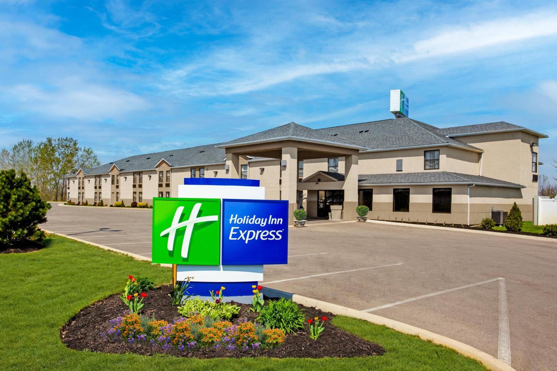 Holiday Inn Express London-I-70 by IHG photo 29