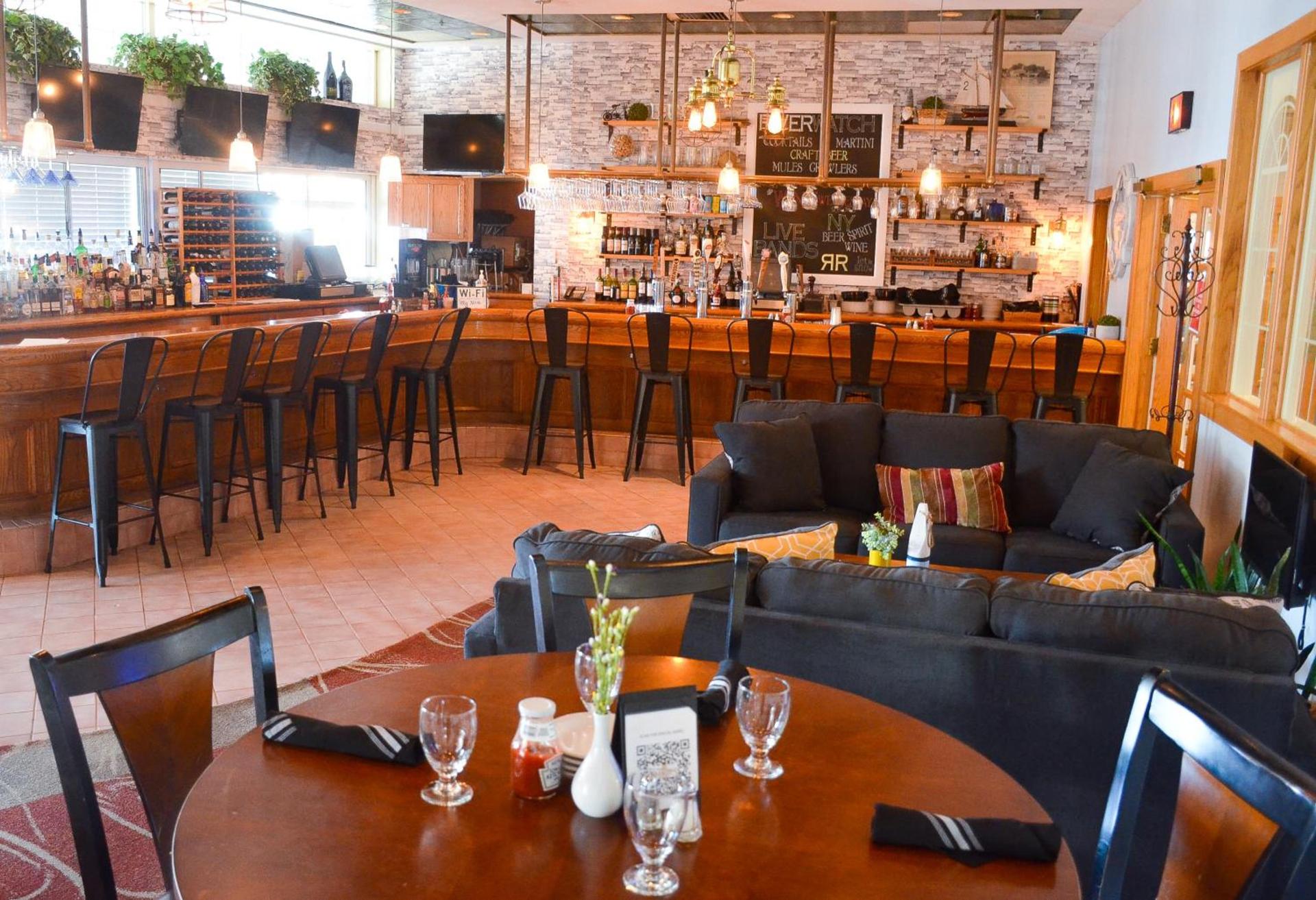 Riveredge Resort Hotel photo 54