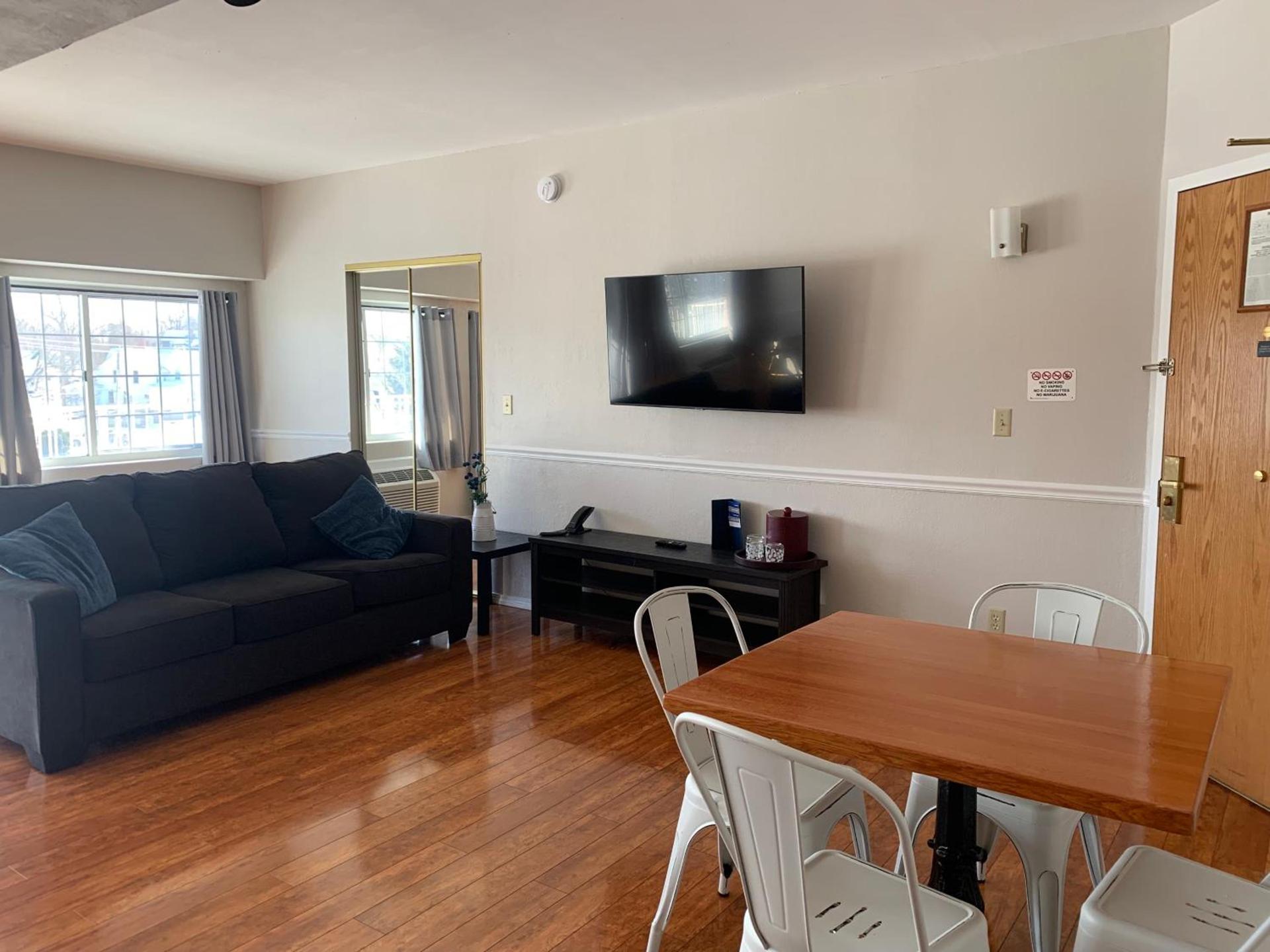 Riveredge Resort Hotel photo 55