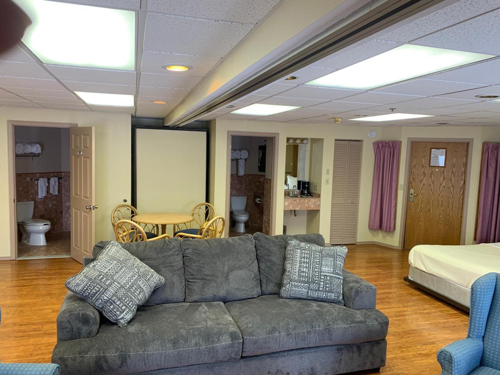 Riveredge Resort Hotel photo 58