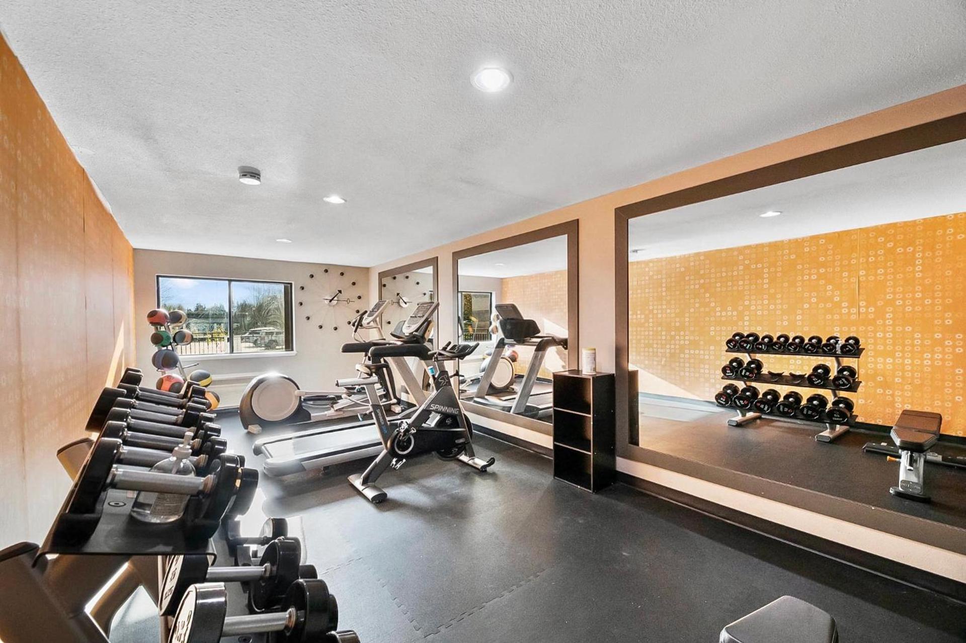 La Quinta Inn by Wyndham Everett photo 34