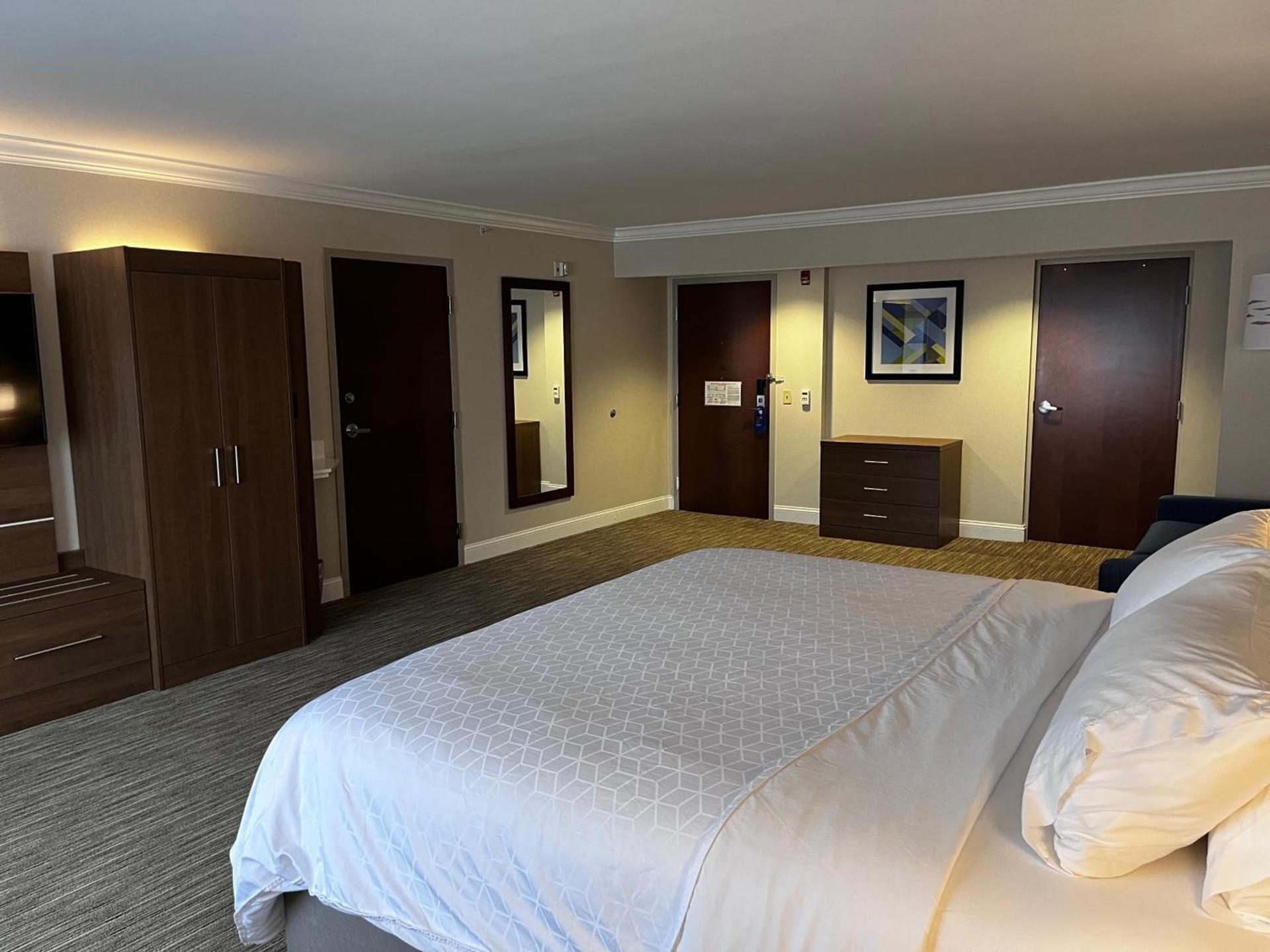 Holiday Inn Express & Suites Williamsport by IHG photo 37