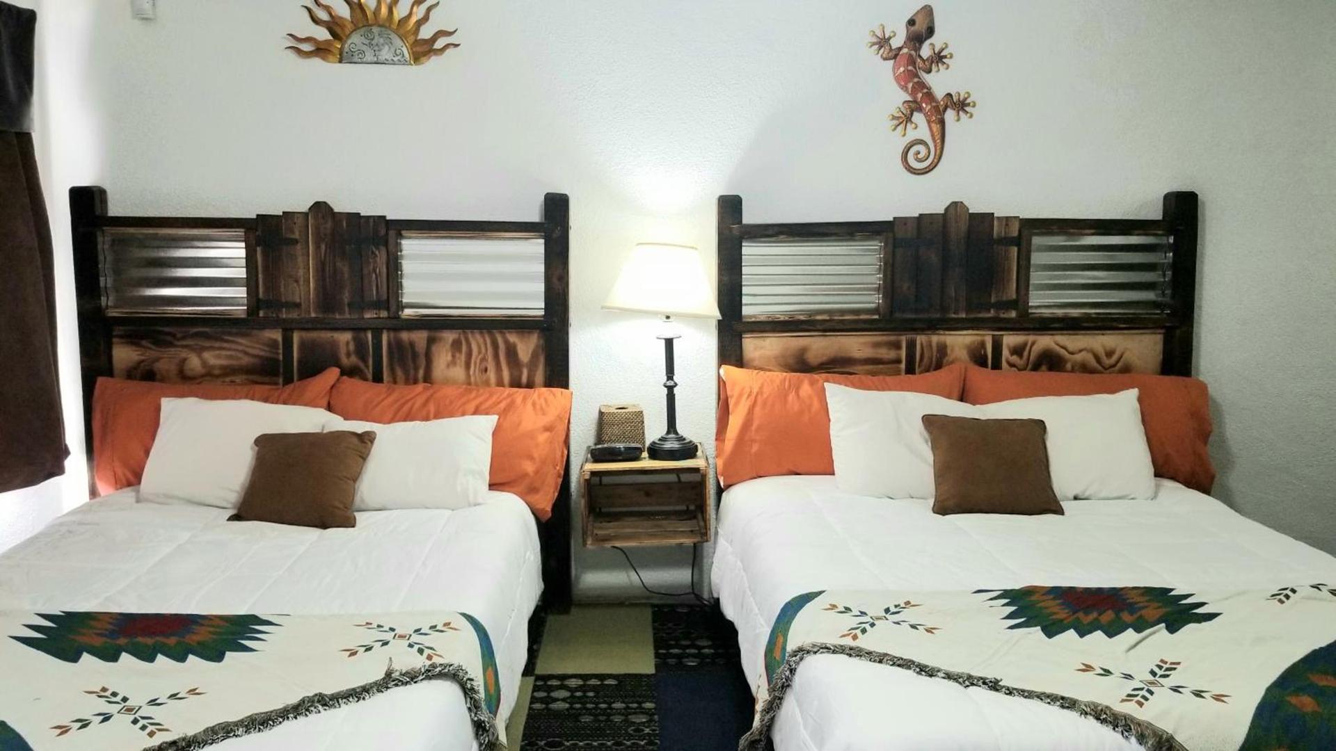 Adobe Sands Motel photo 20
