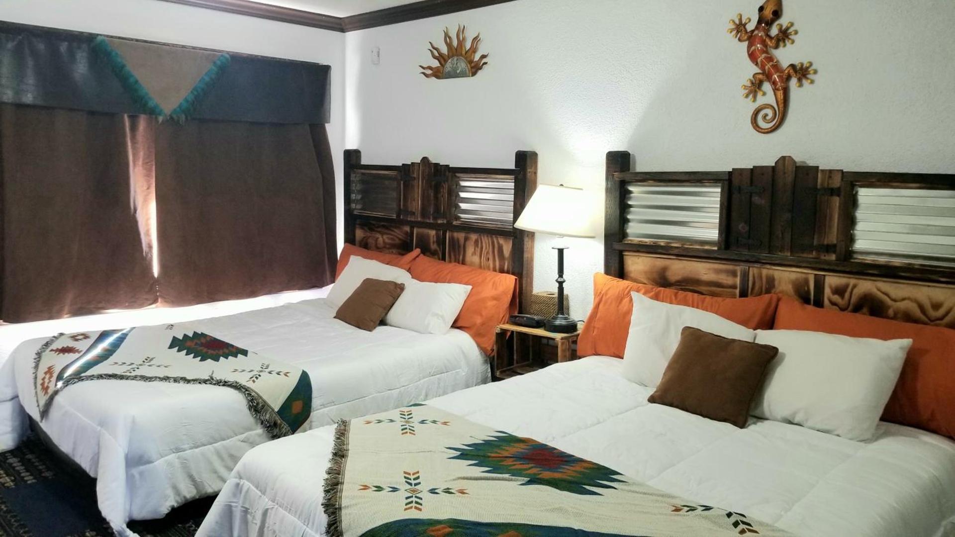 Adobe Sands Motel photo 19