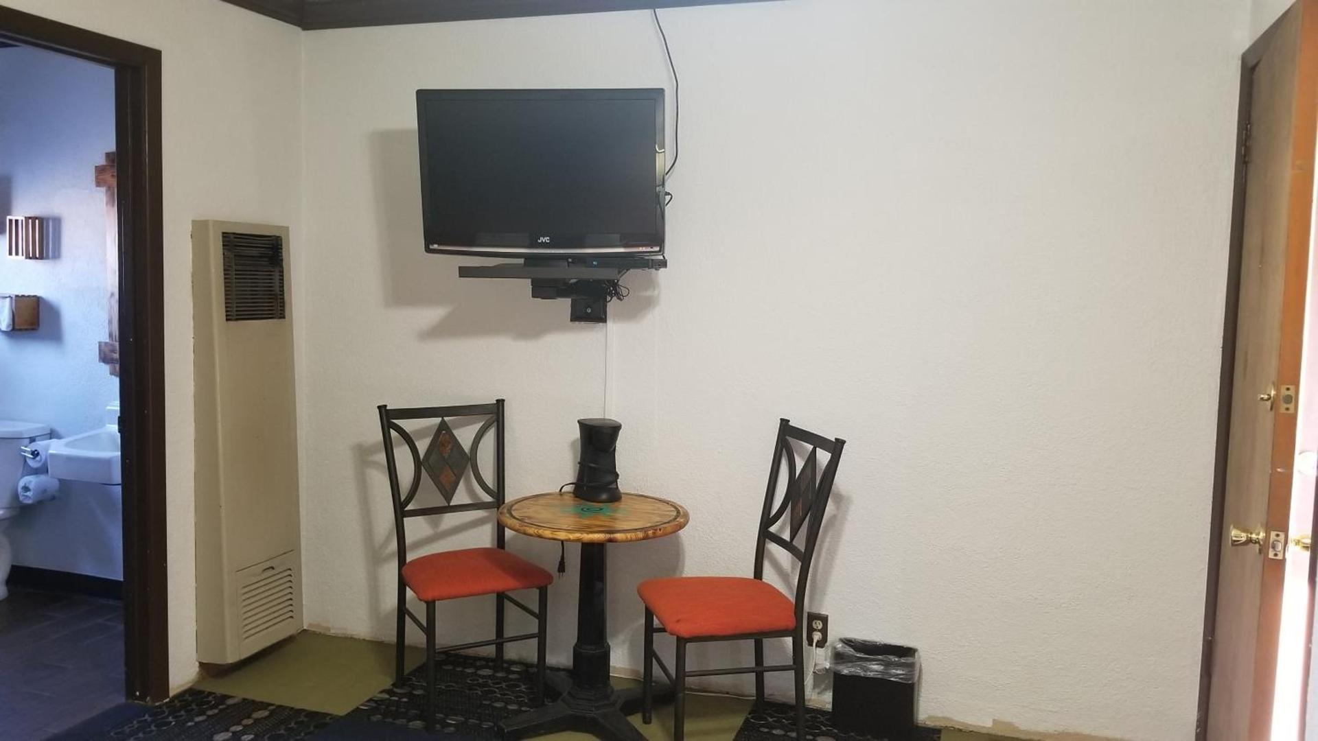 Adobe Sands Motel photo 30