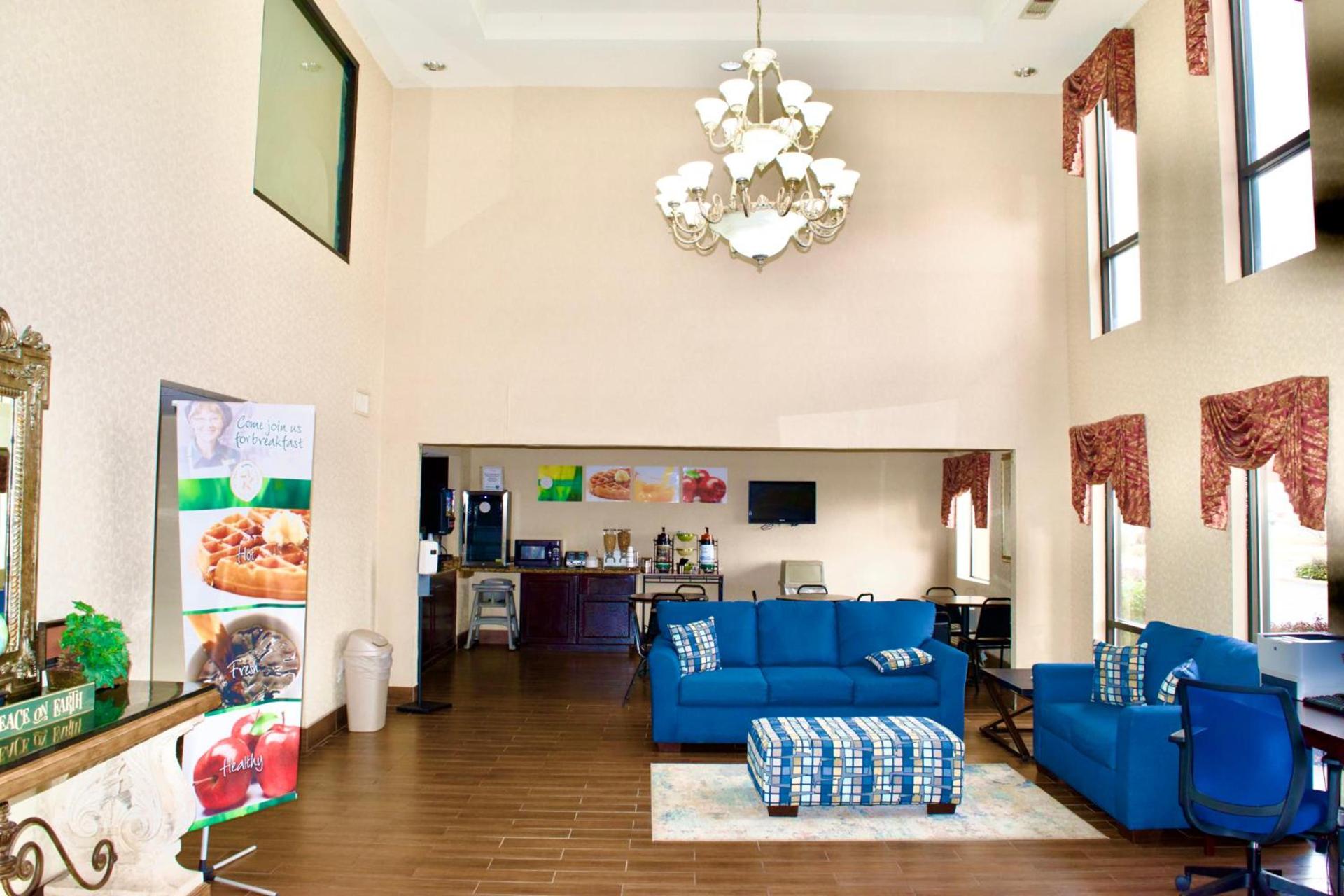 Quality Inn & Suites Pine Bluff photo 5