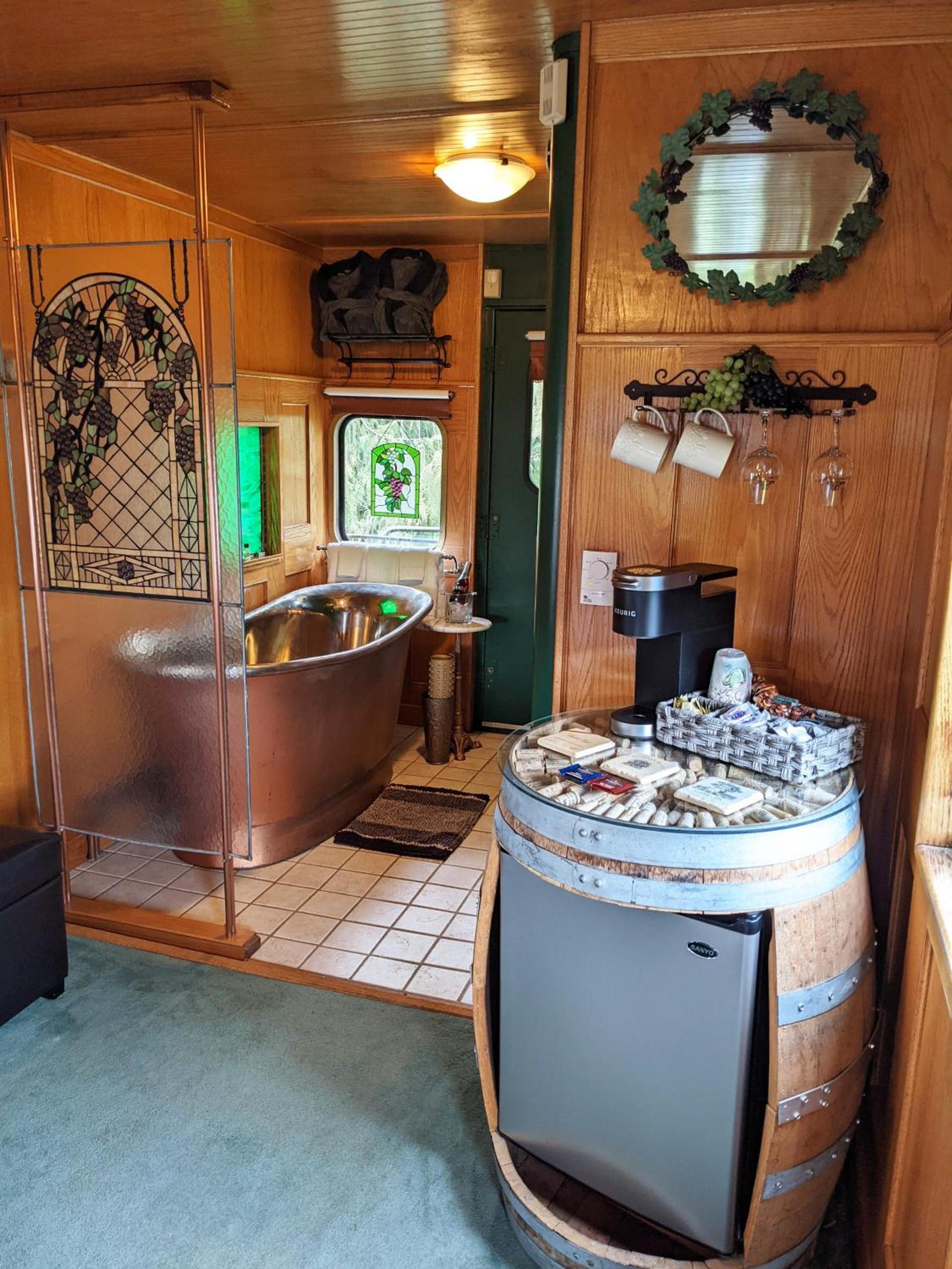 Olympic Railway Inn photo 30