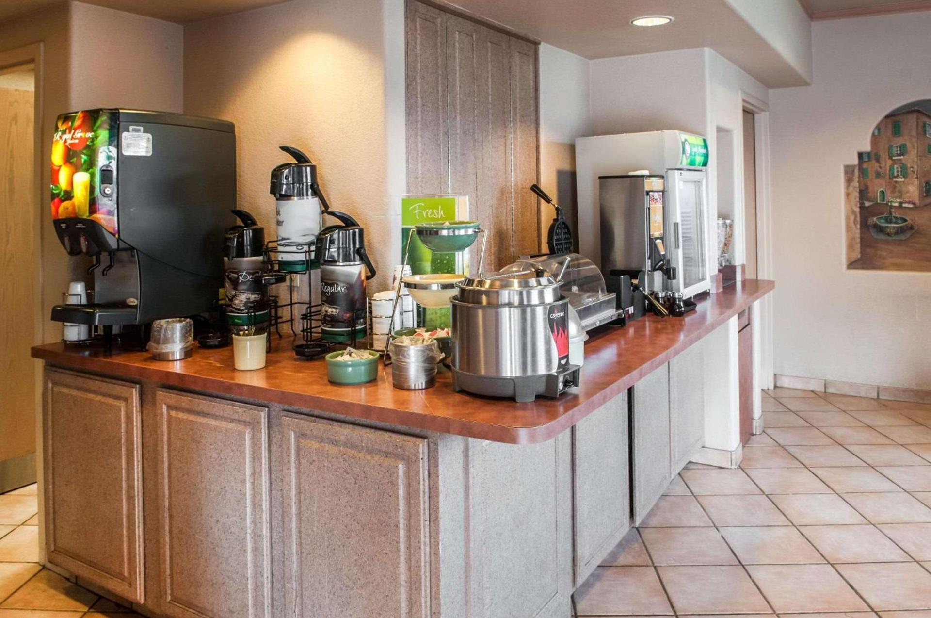 Quality Inn & Suites Las Cruces - University Area photo 6