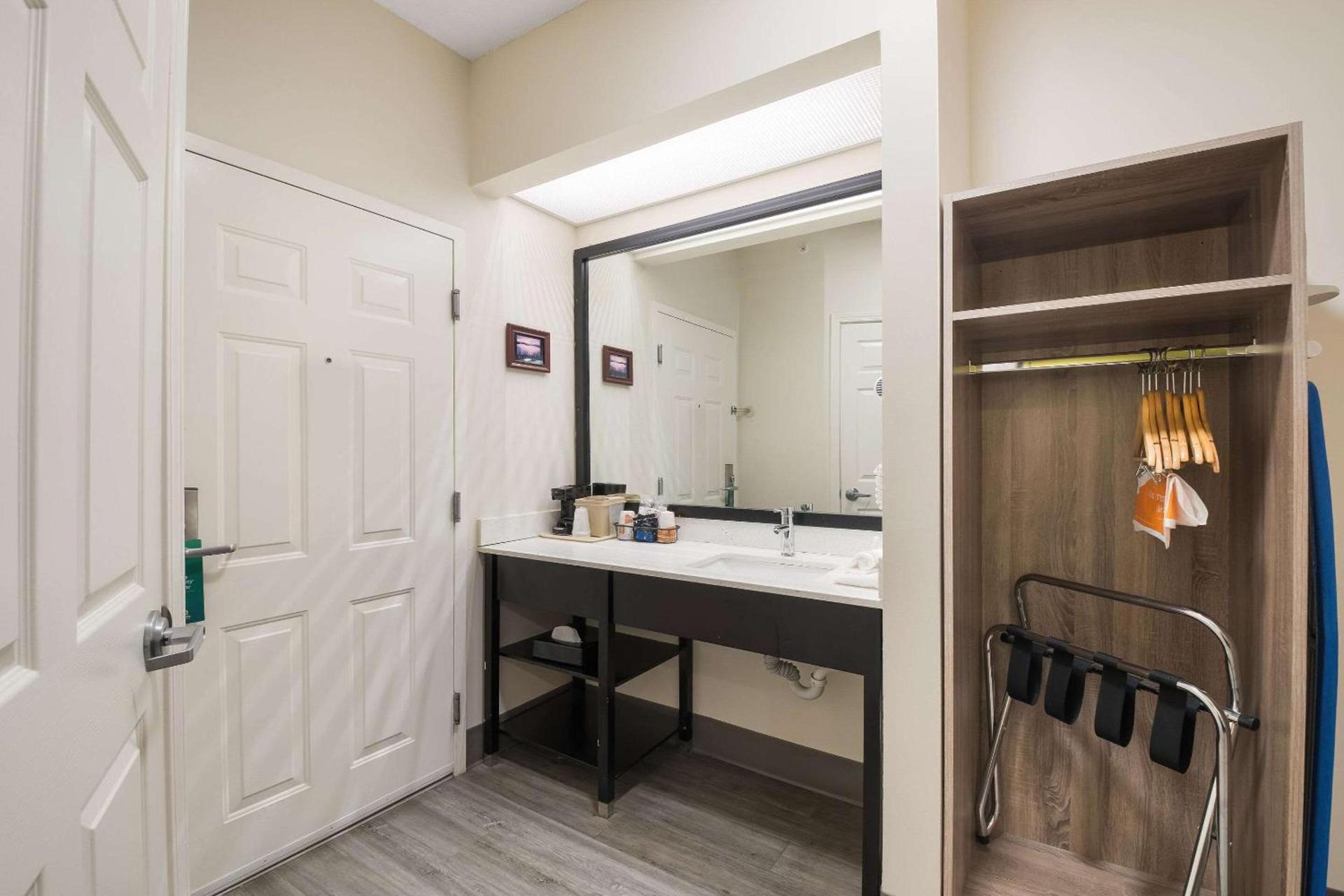 Quality Inn Alcoa Knoxville photo 12