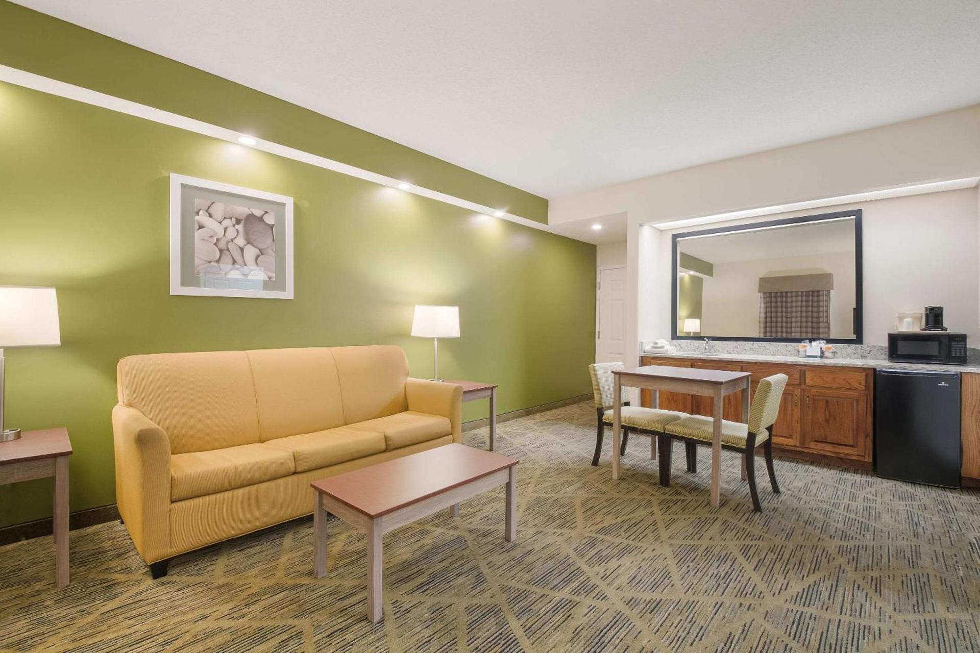 Quality Inn Alcoa Knoxville photo 16