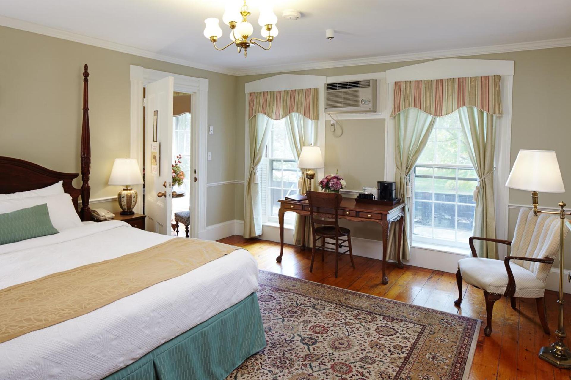 Concord's Colonial Inn photo 21