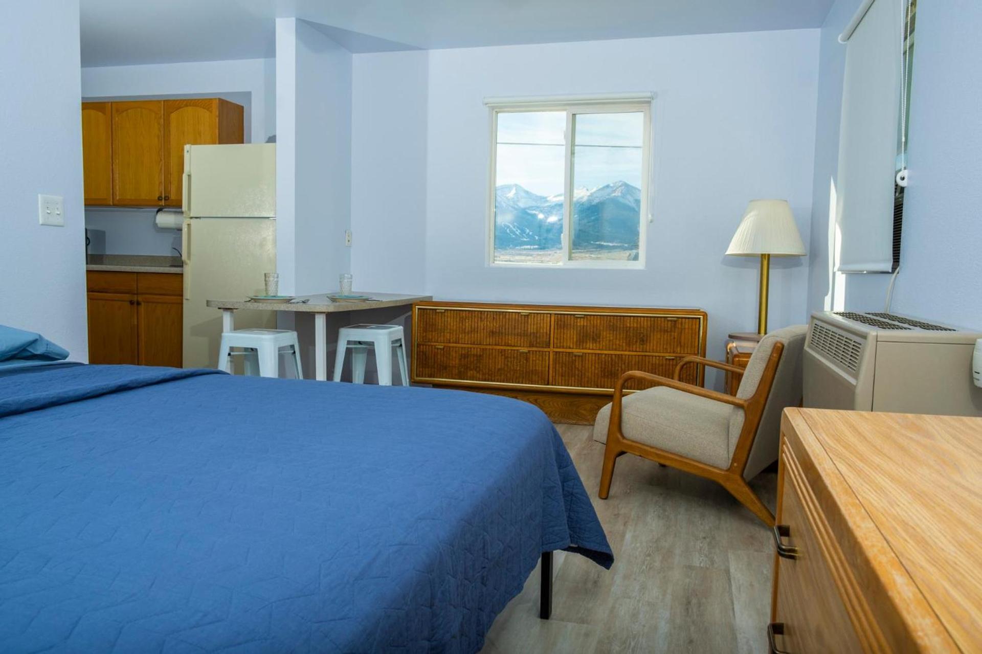 Dark Sky Suites photo 8