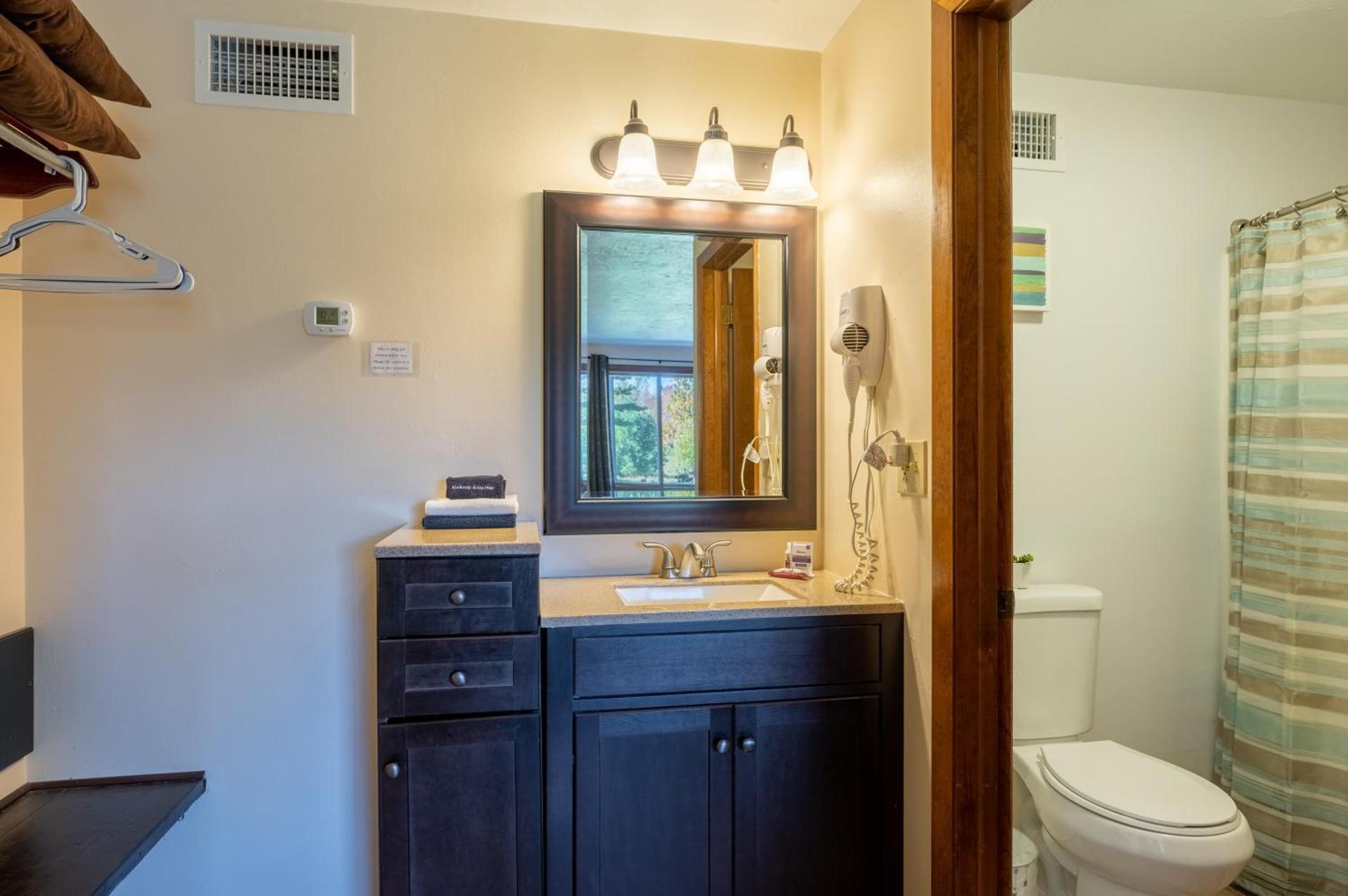 Sister Bay Inn photo 17