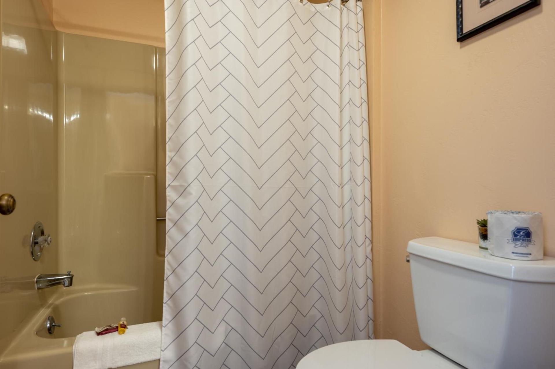 Sister Bay Inn photo 28
