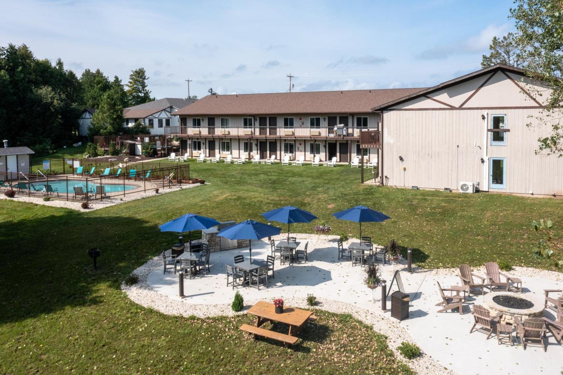 Sister Bay Inn photo 6