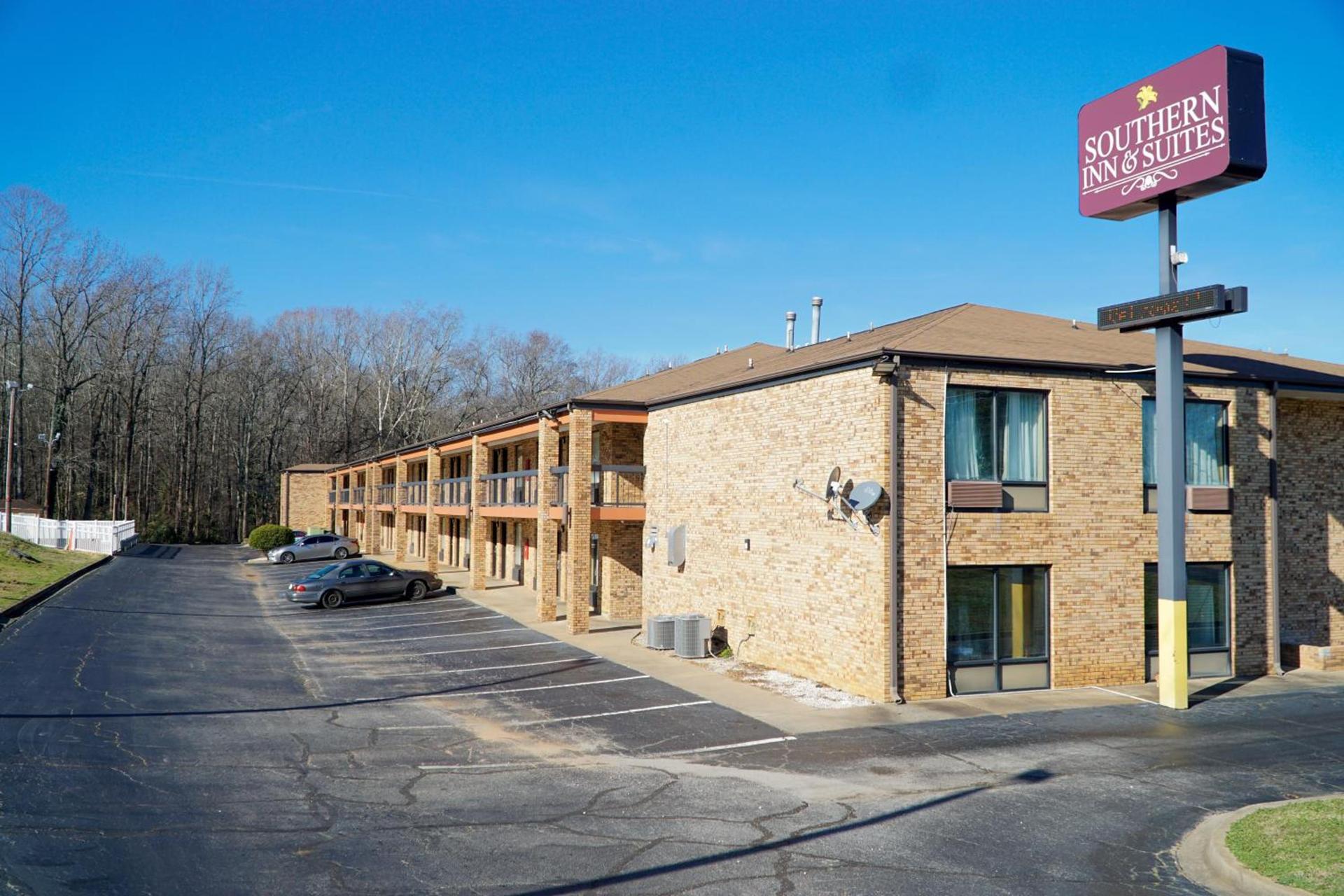 Southern Inn and Suites photo 2