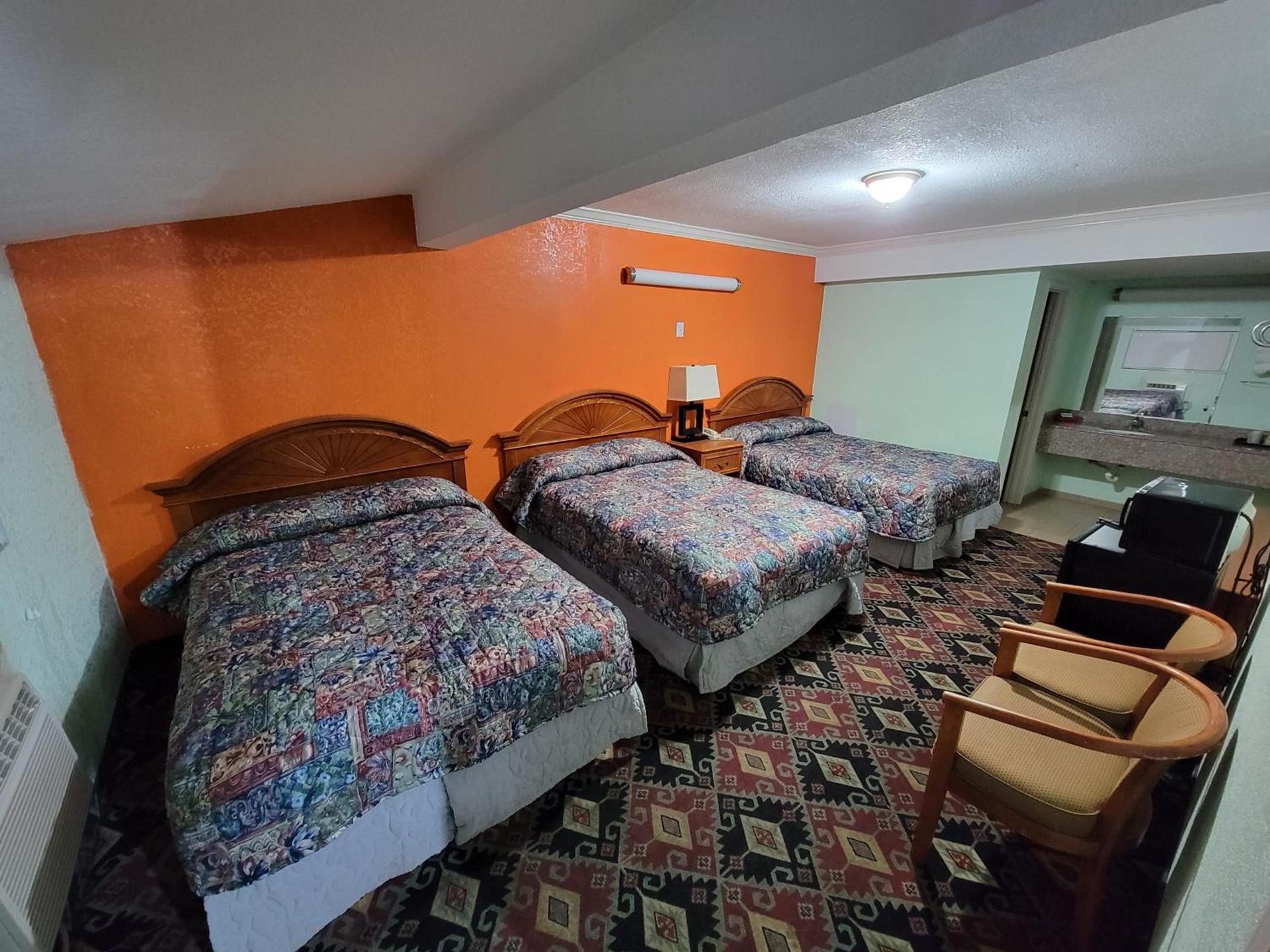 Eddy's Motel photo 14