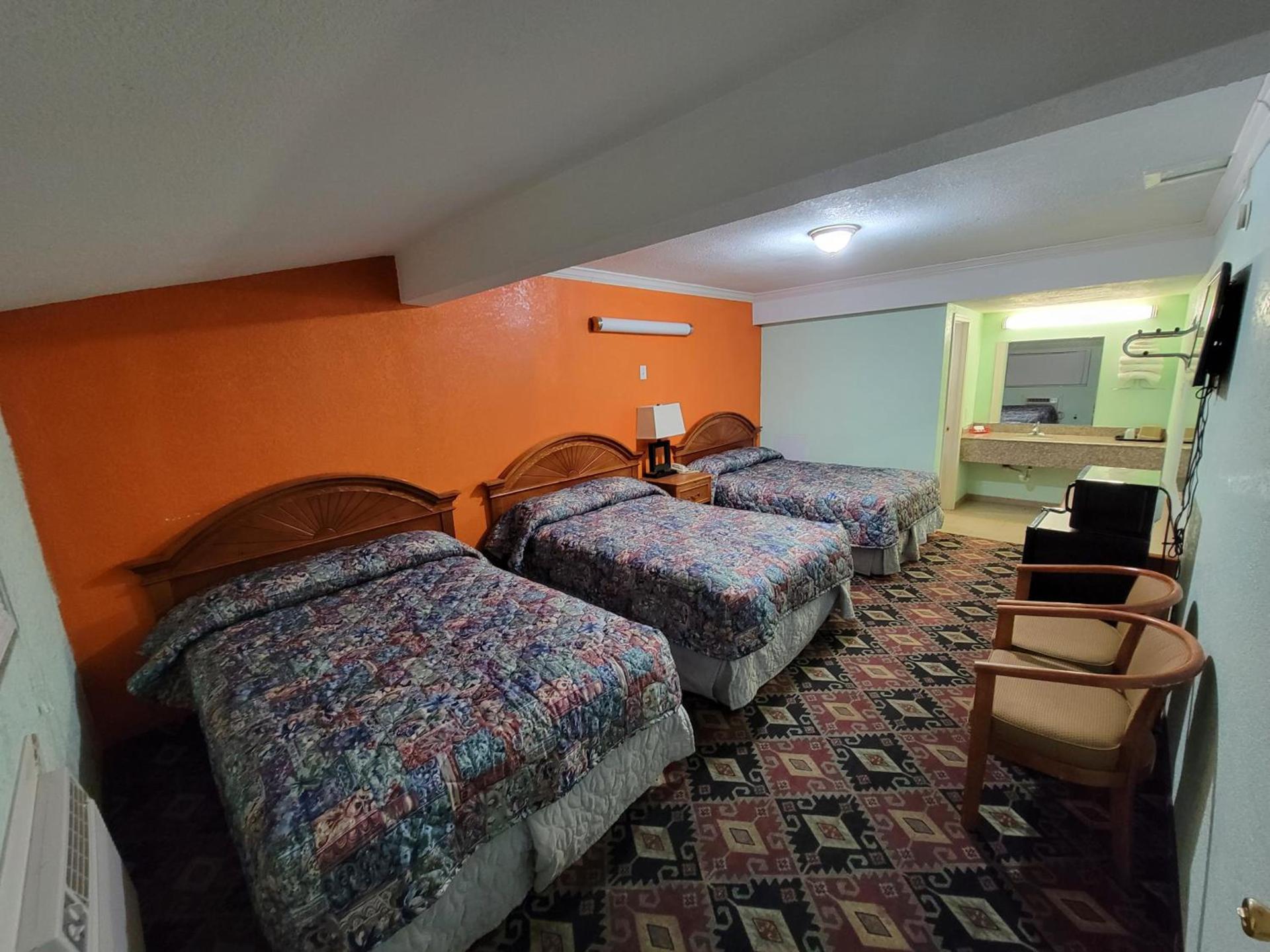 Eddy's Motel photo 13