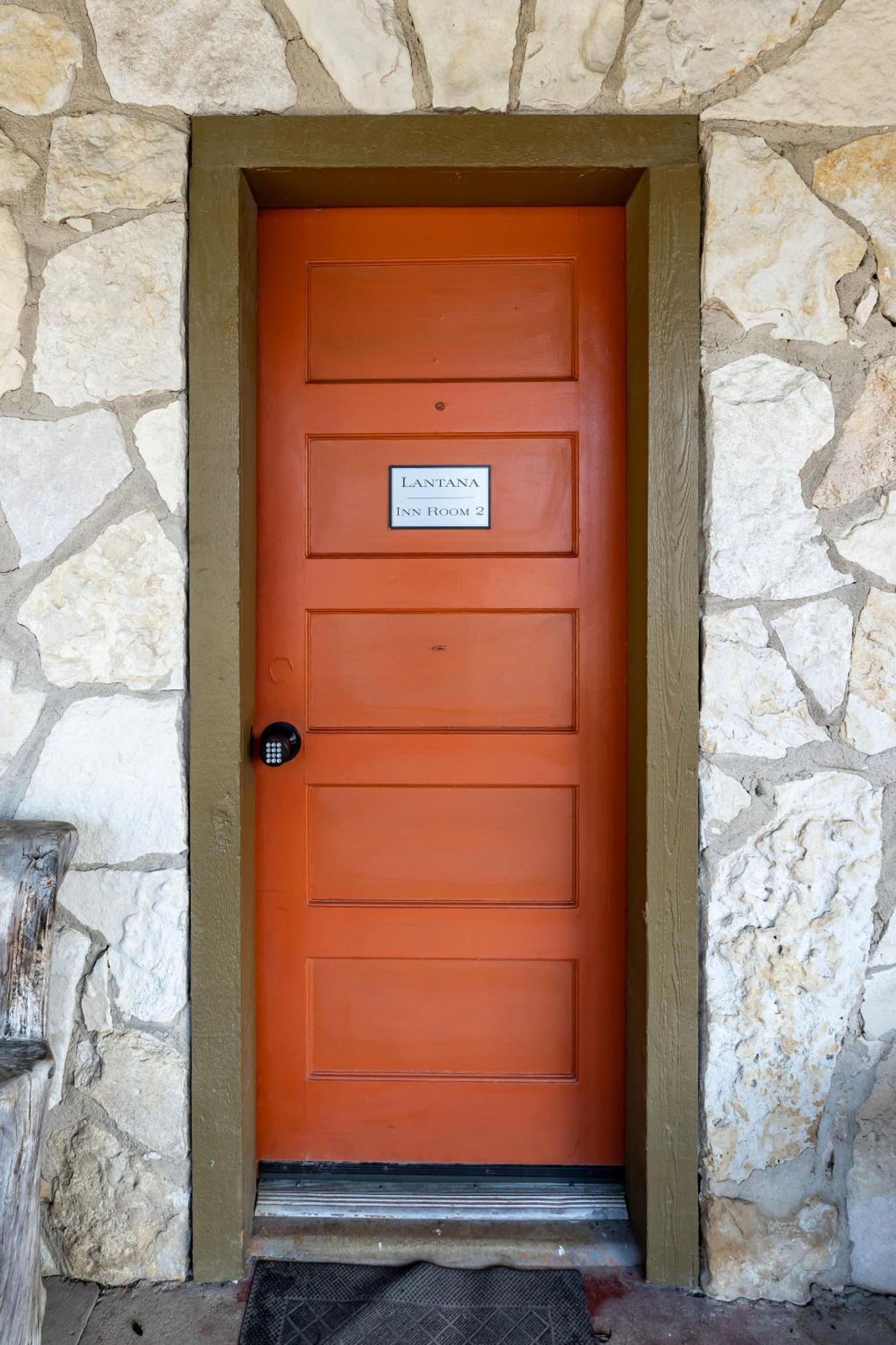 The Historic Leakey Inn photo 21