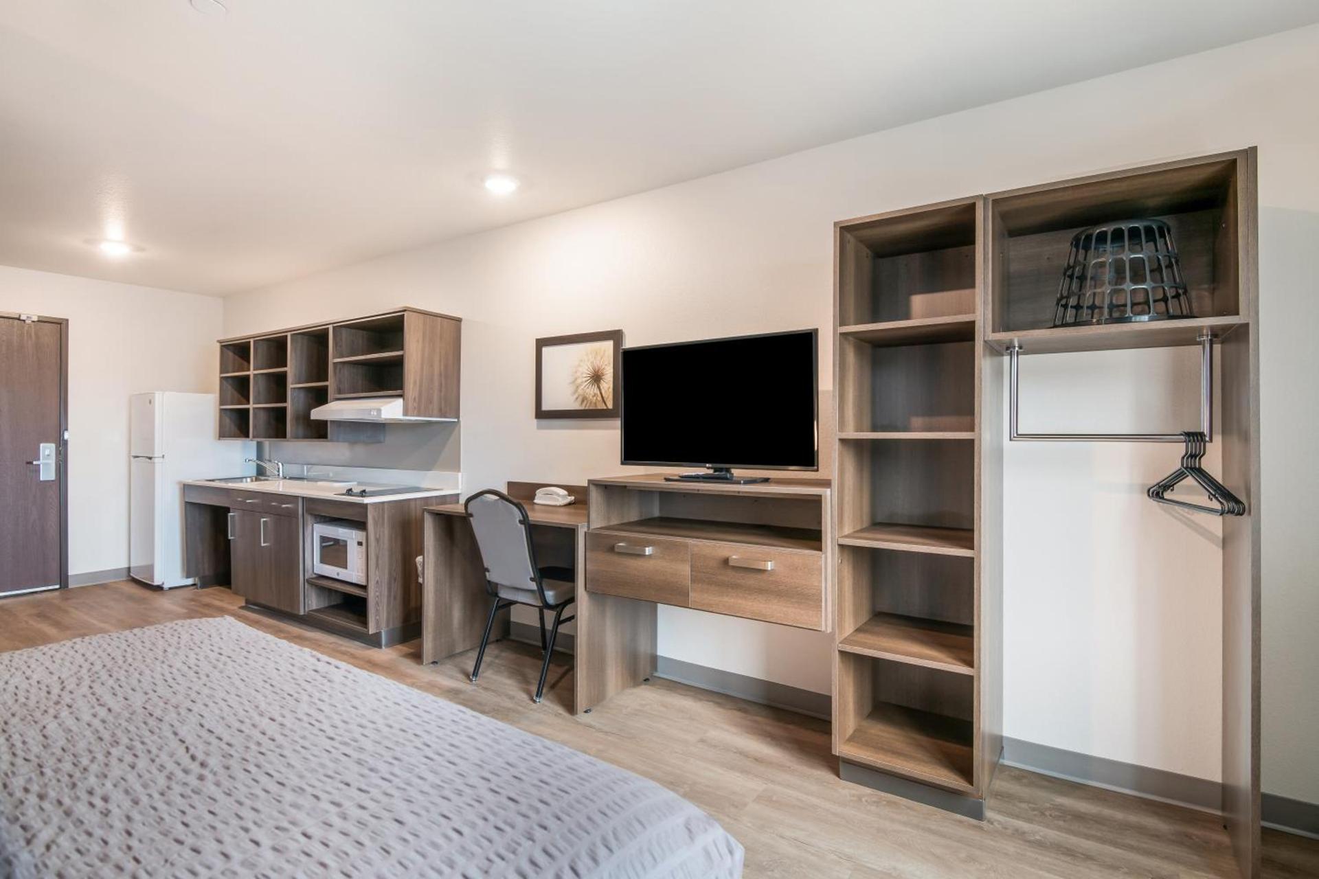 WoodSpring Suites Broomfield-Westminster photo 42