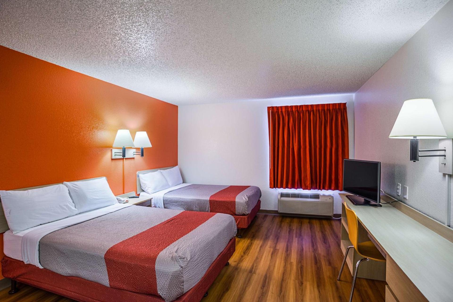 Motel 6 Tucson, AZ - North photo 16