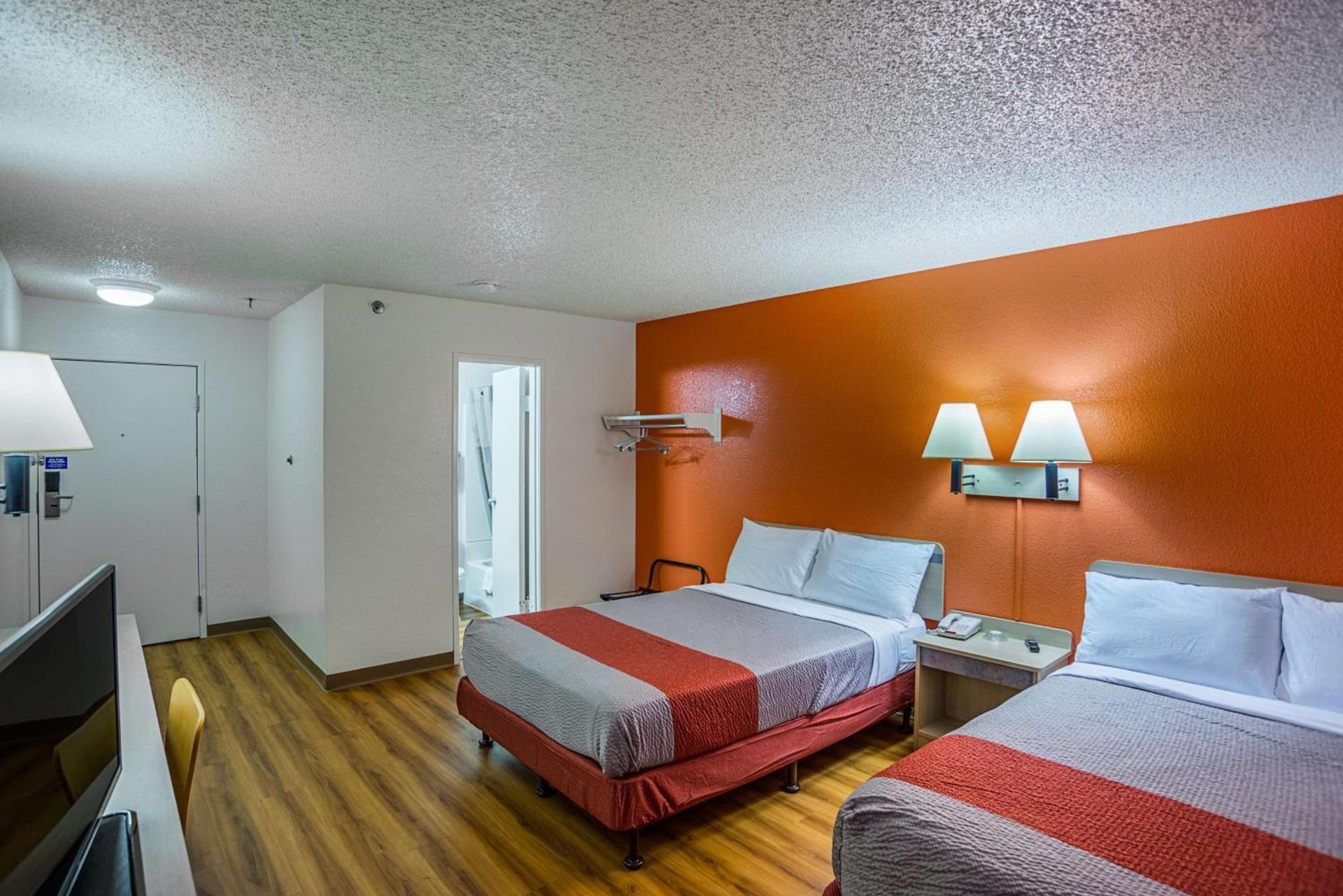Motel 6 Tucson, AZ - North photo 18