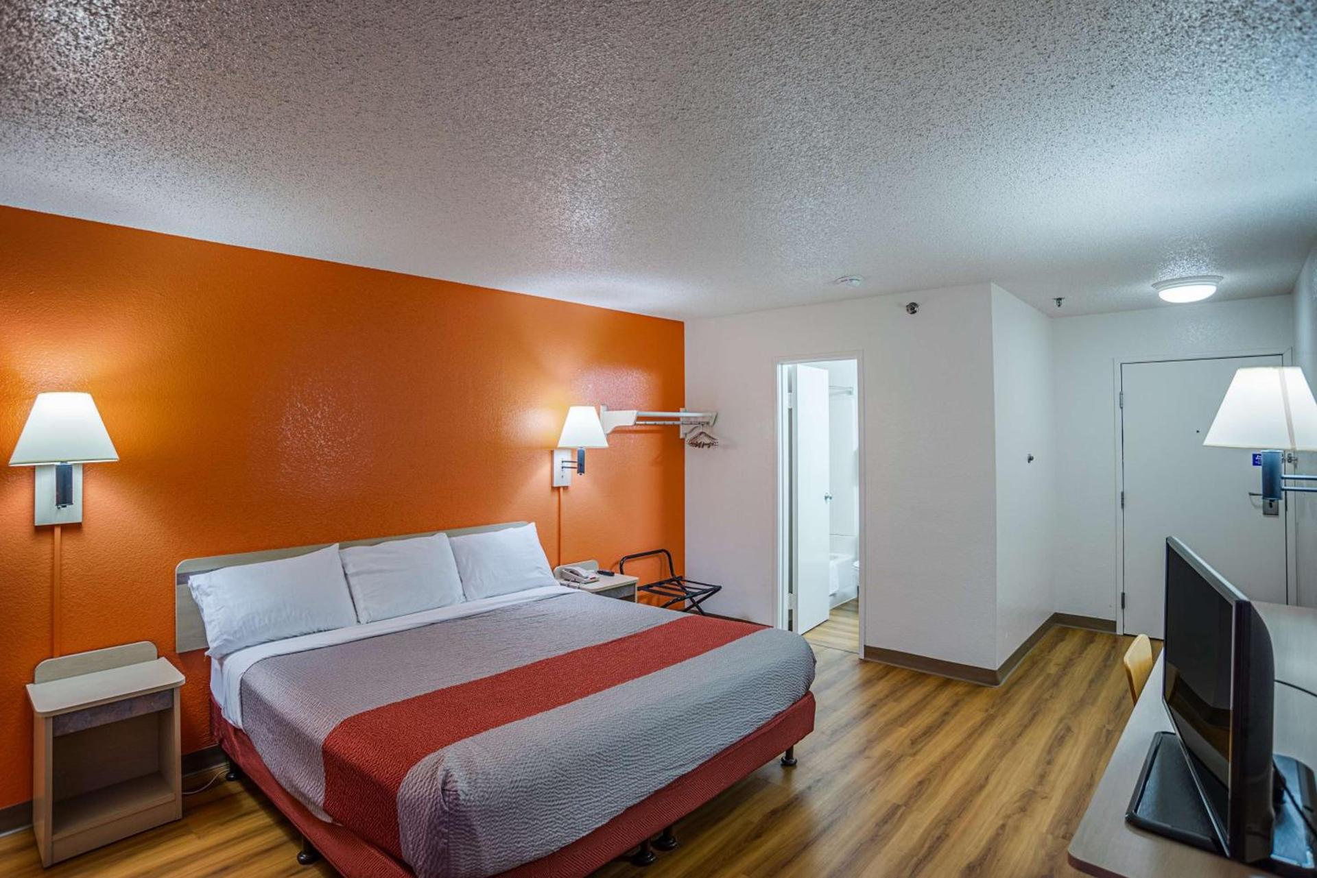 Motel 6 Tucson, AZ - North photo 21