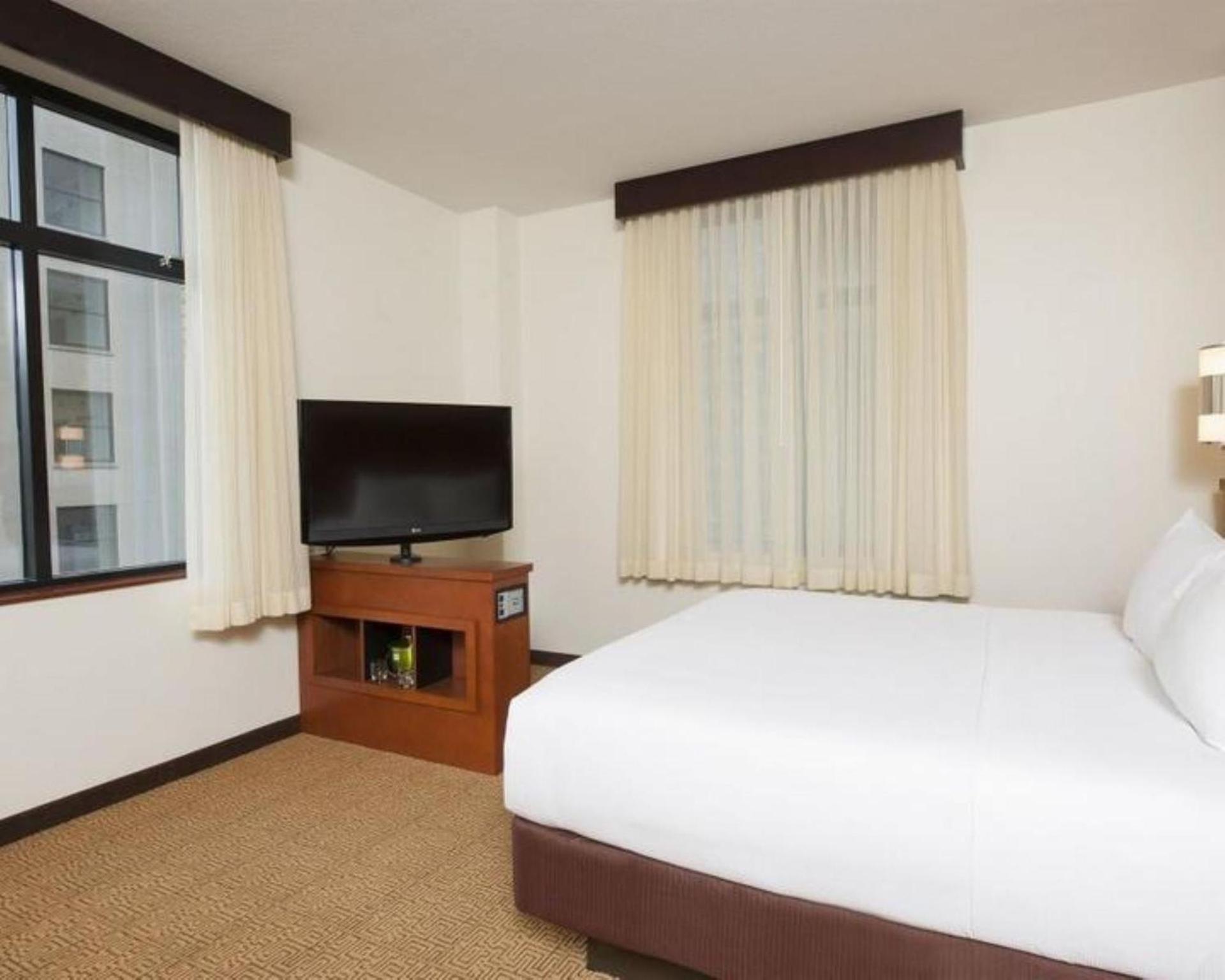 Hyatt Place Des Moines Downtown photo 21