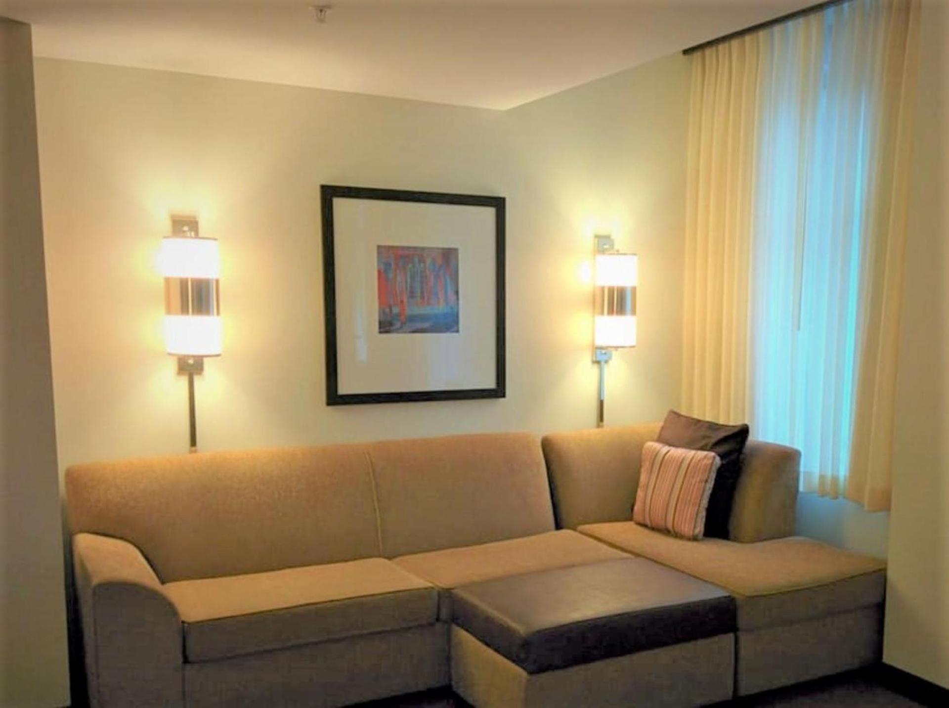 Hyatt Place Des Moines Downtown photo 25