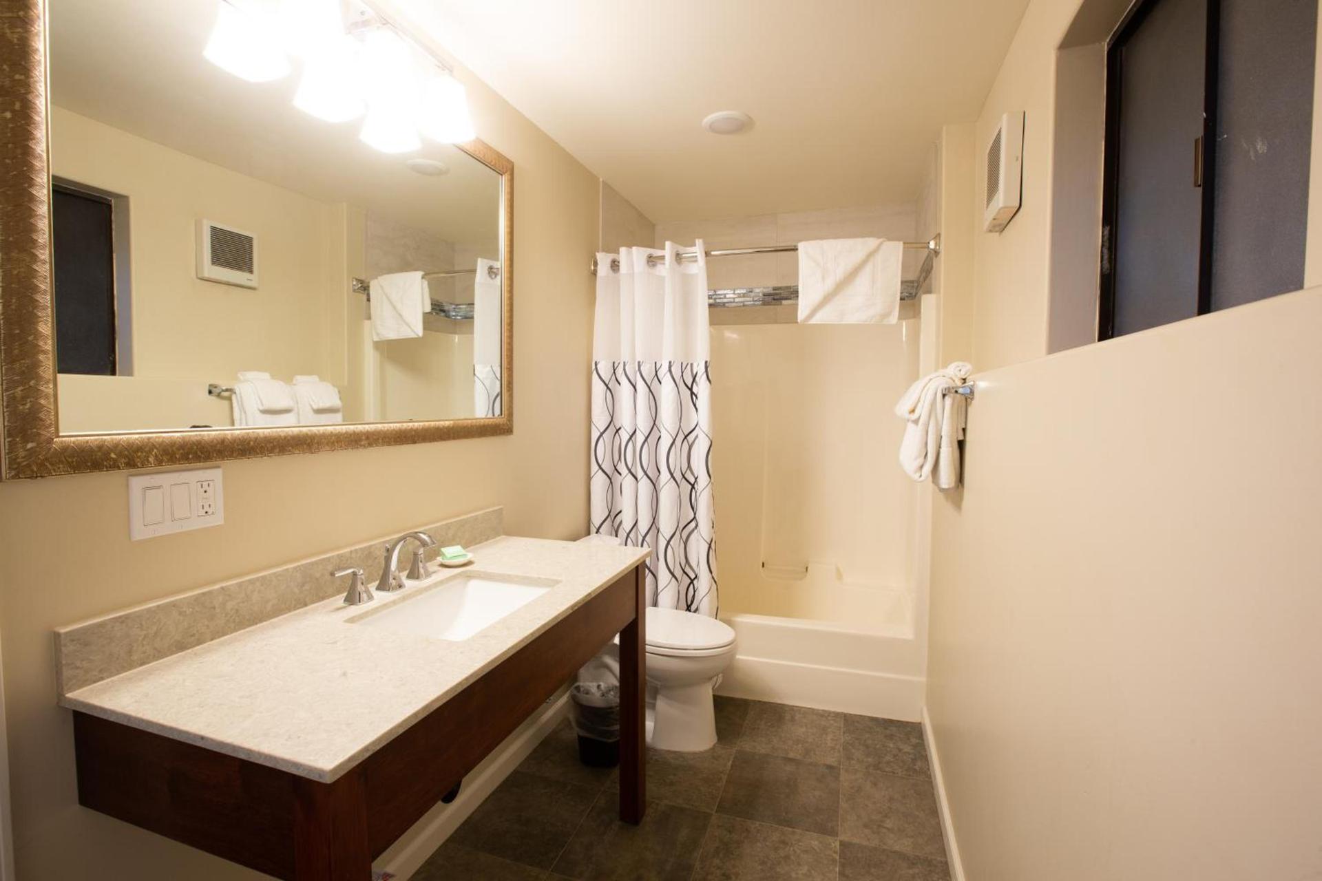 Moonlight Beach Motel photo 57