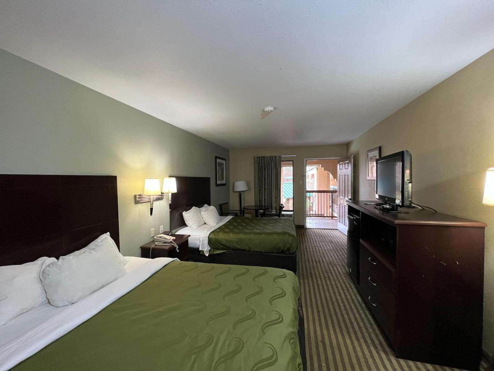 Quality Inn Mt Pleasant photo 2